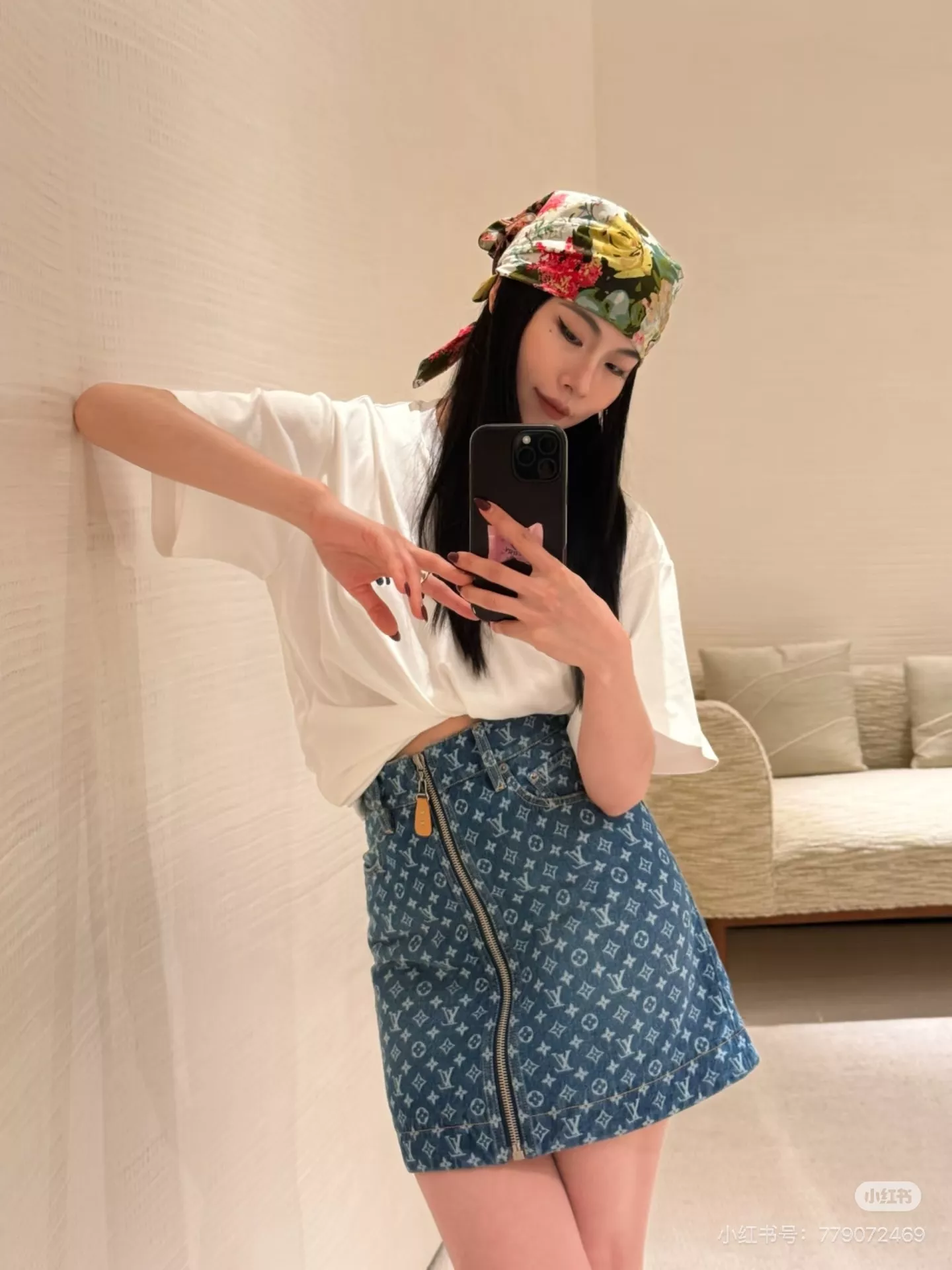 루이비통 모노그램 워싱 데님 스커트 상세 이미지 17