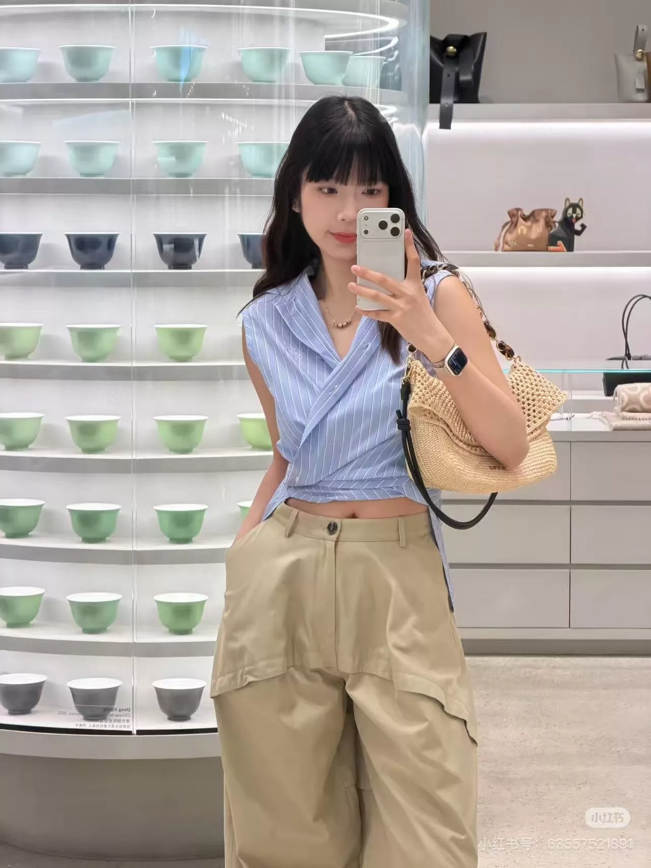 로에베 카키 컬러 와이드 카고 팬츠 상세 이미지 11