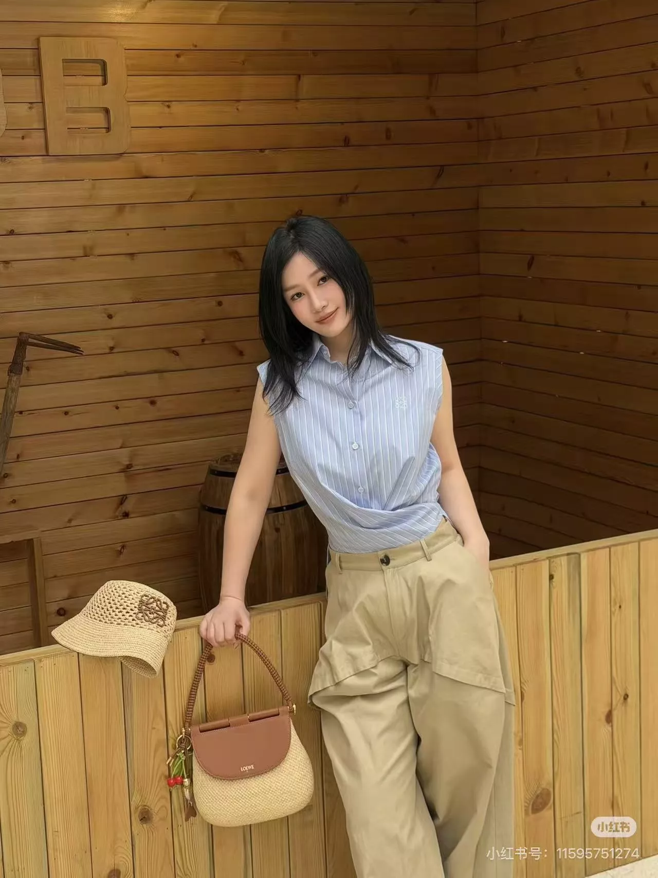 로에베 카키 컬러 와이드 카고 팬츠 상세 이미지 13
