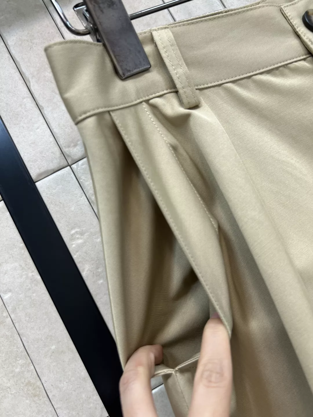 로에베 카키 컬러 와이드 카고 팬츠 상세 이미지 5