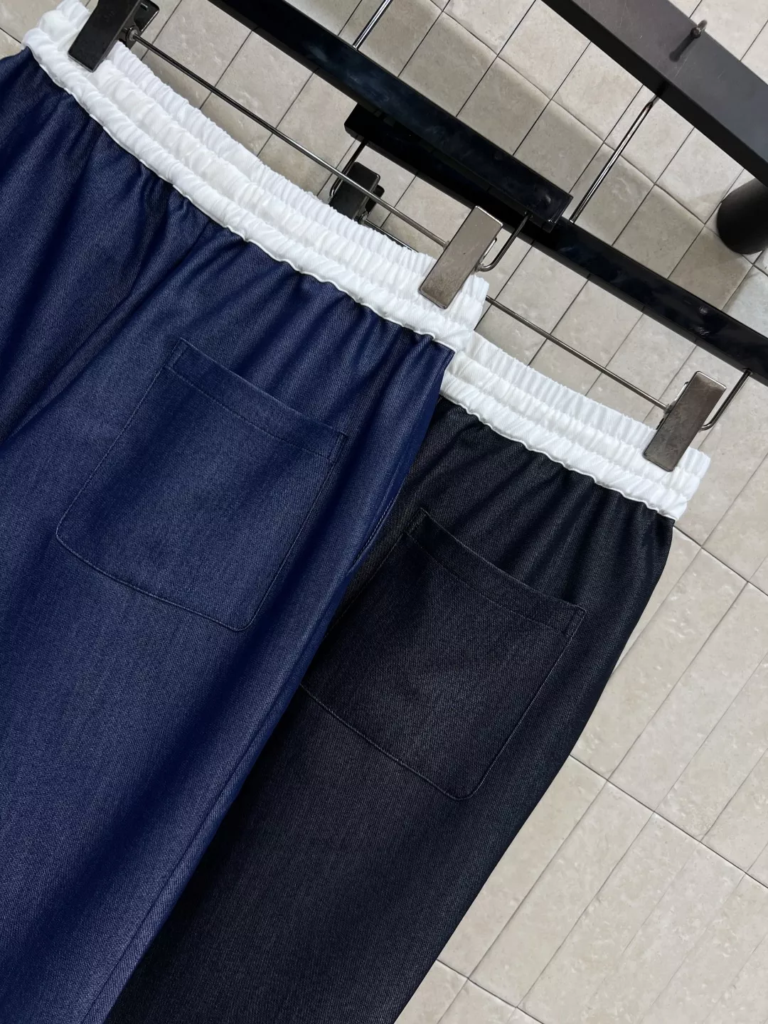 로에베 배색 허리밴드 와이드 팬츠 상세 이미지 8