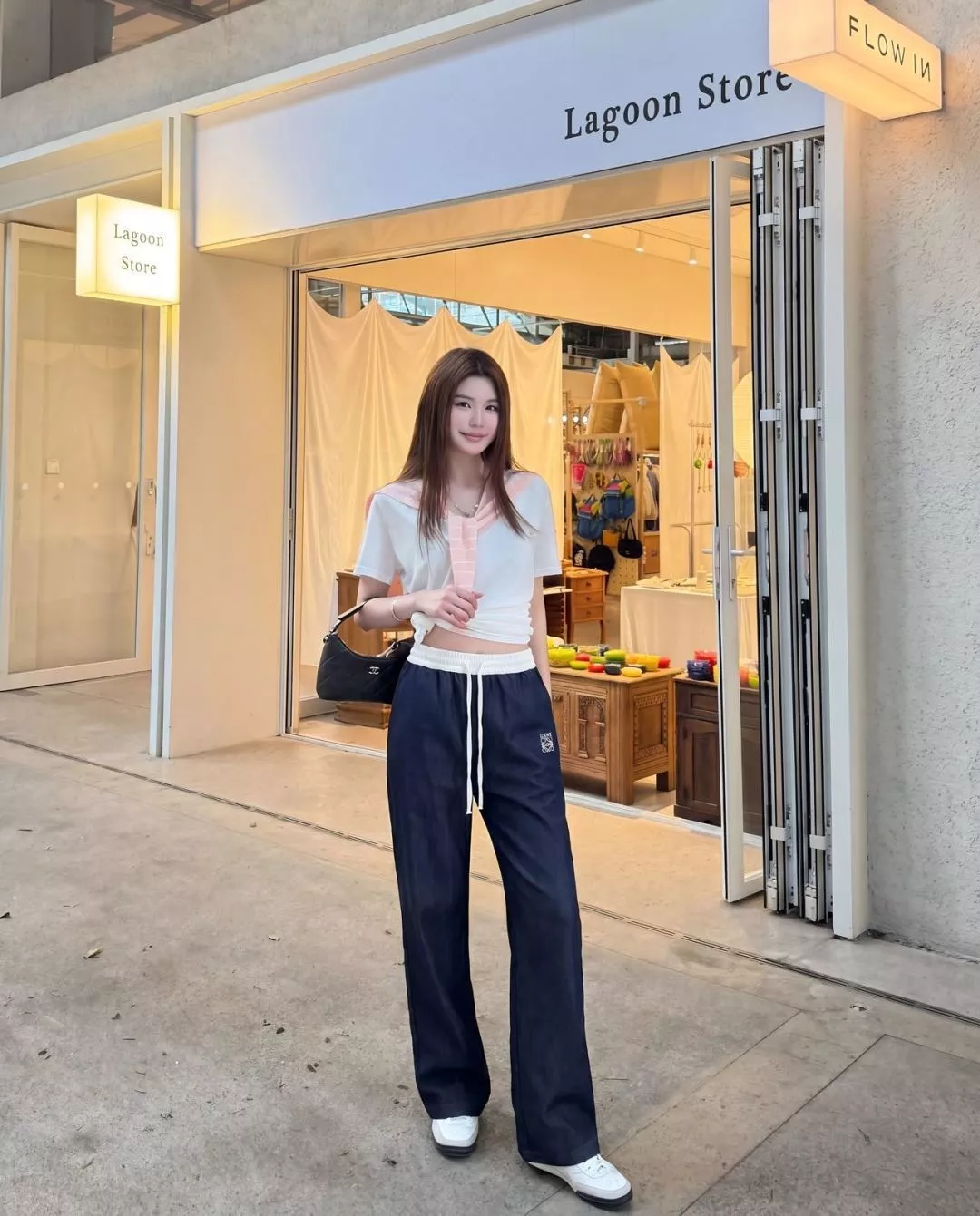 로에베 배색 허리밴드 와이드 팬츠 상세 이미지 25