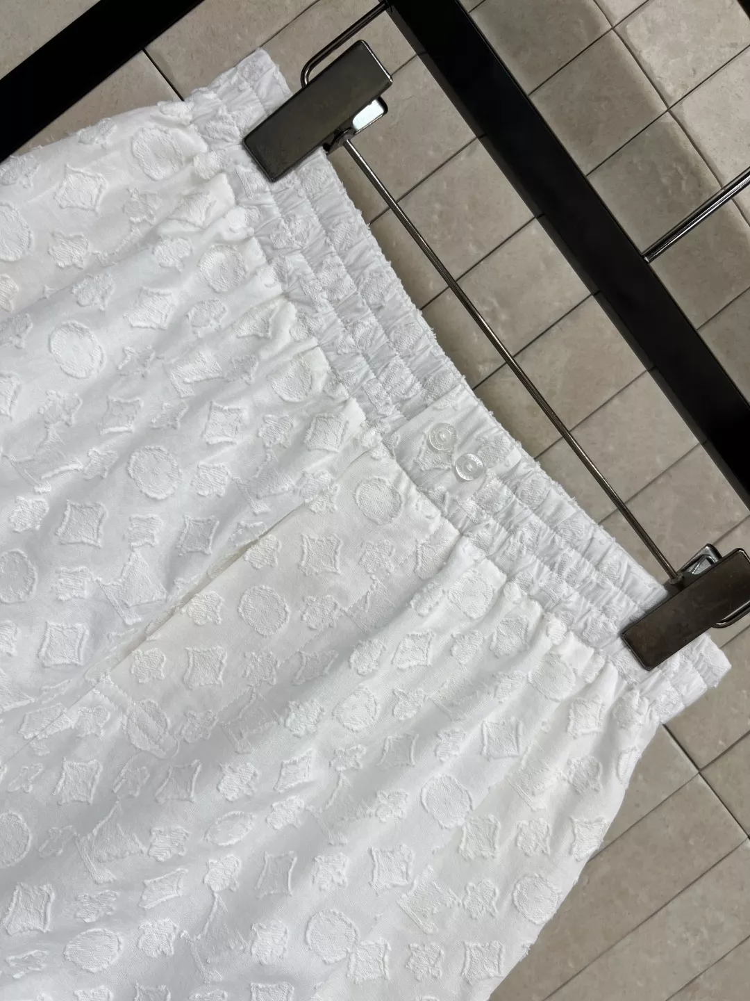 루이비통 화이트 자카드 밴딩 스커트 상세 이미지 2