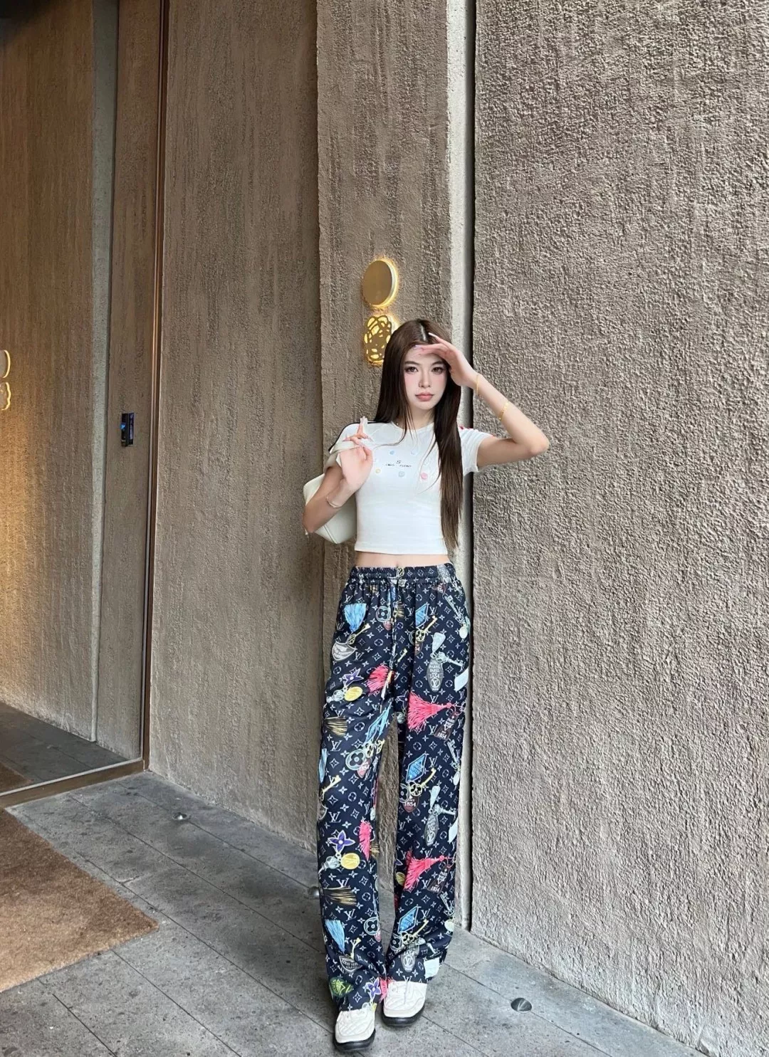 루이비통 여름 시즌 프린트 와이드 팬츠 상세 이미지 11
