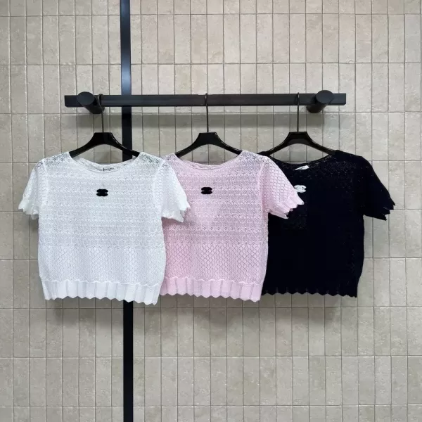 샤넬 펀칭 패턴 반소매 니트 탑