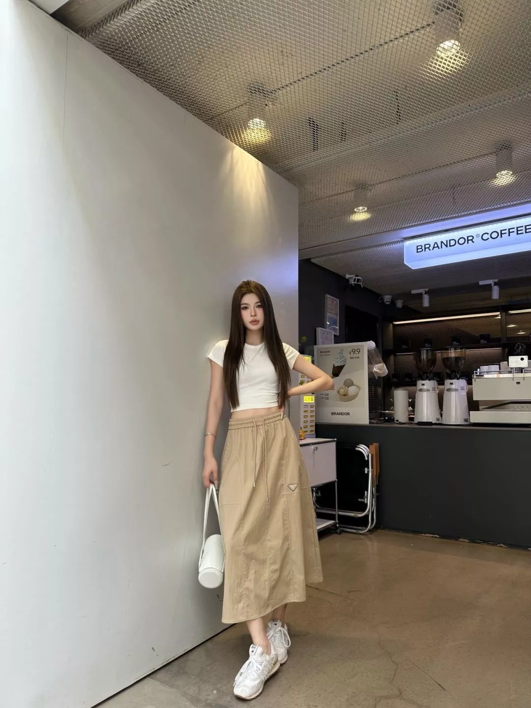 프라다 스트링 카고 플레어 스커트 상세 이미지 21