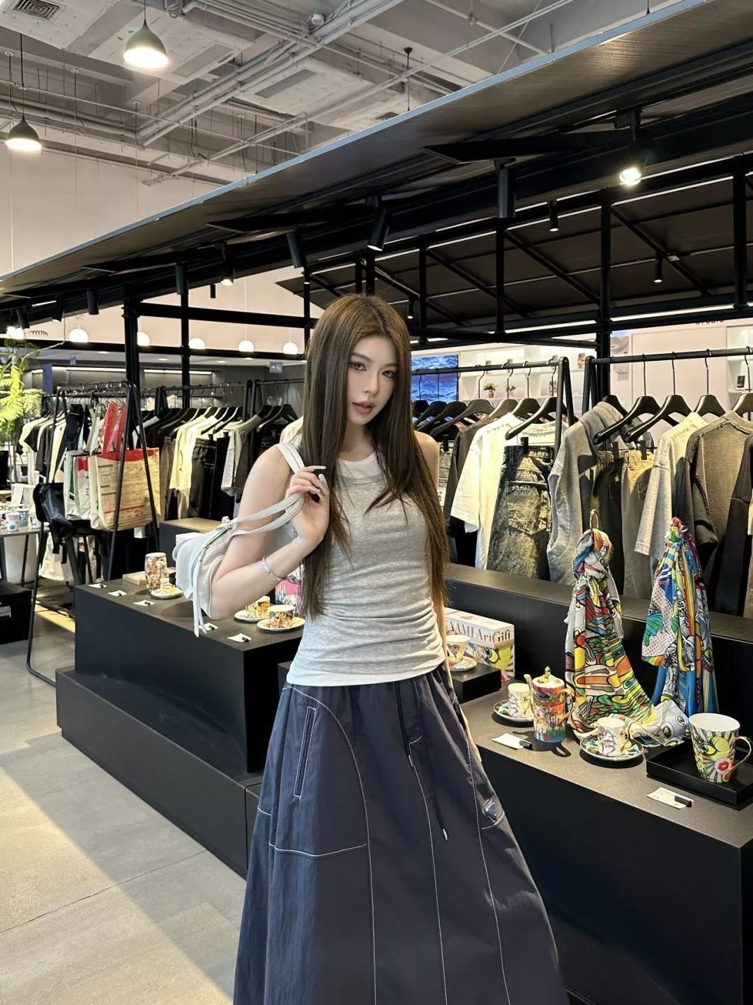 프라다 스트링 카고 플레어 스커트 상세 이미지 16