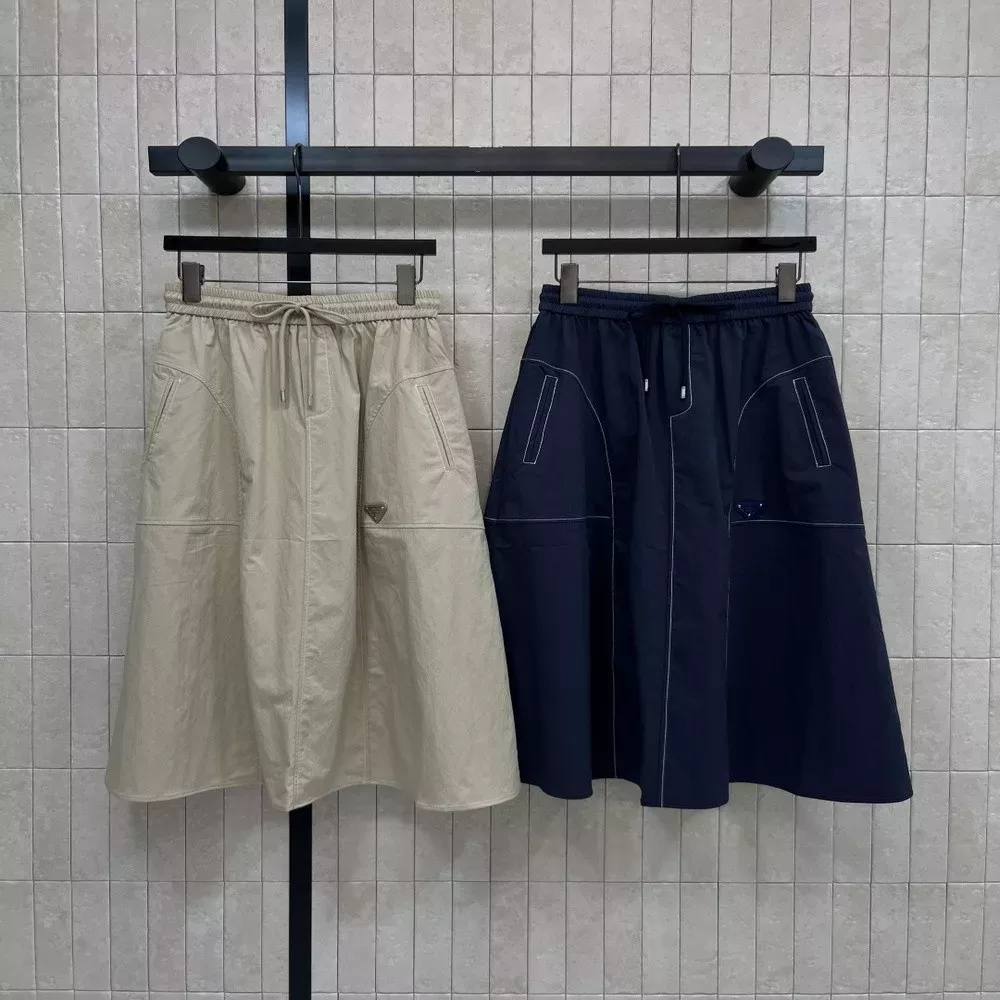 프라다 스트링 카고 플레어 스커트