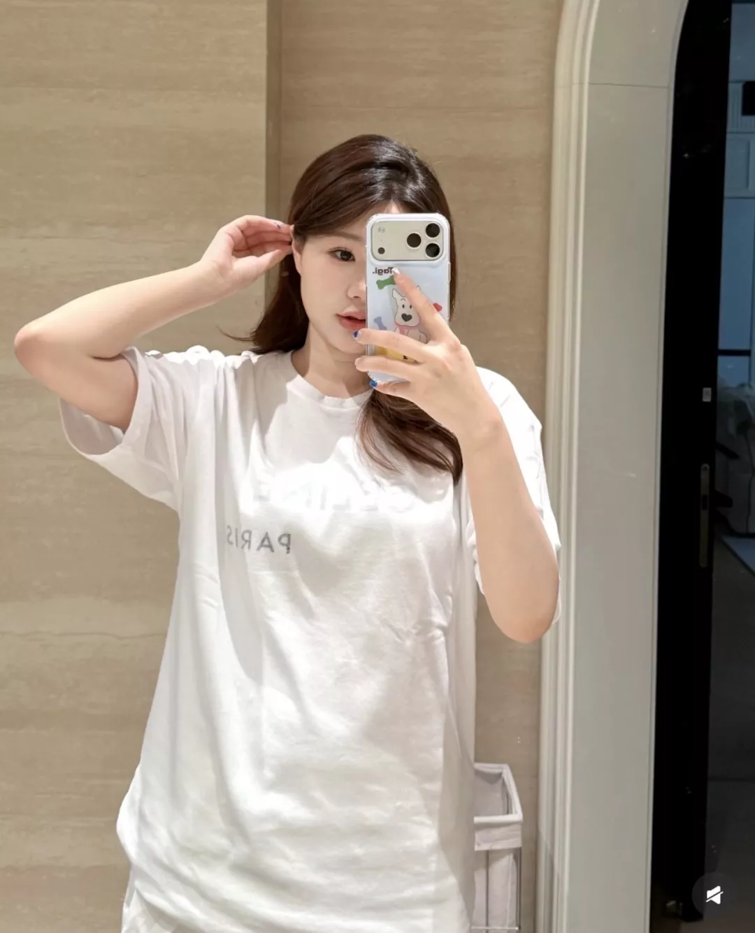 셀린느 더블 로고 포인트 루즈핏 티 상세 이미지 15