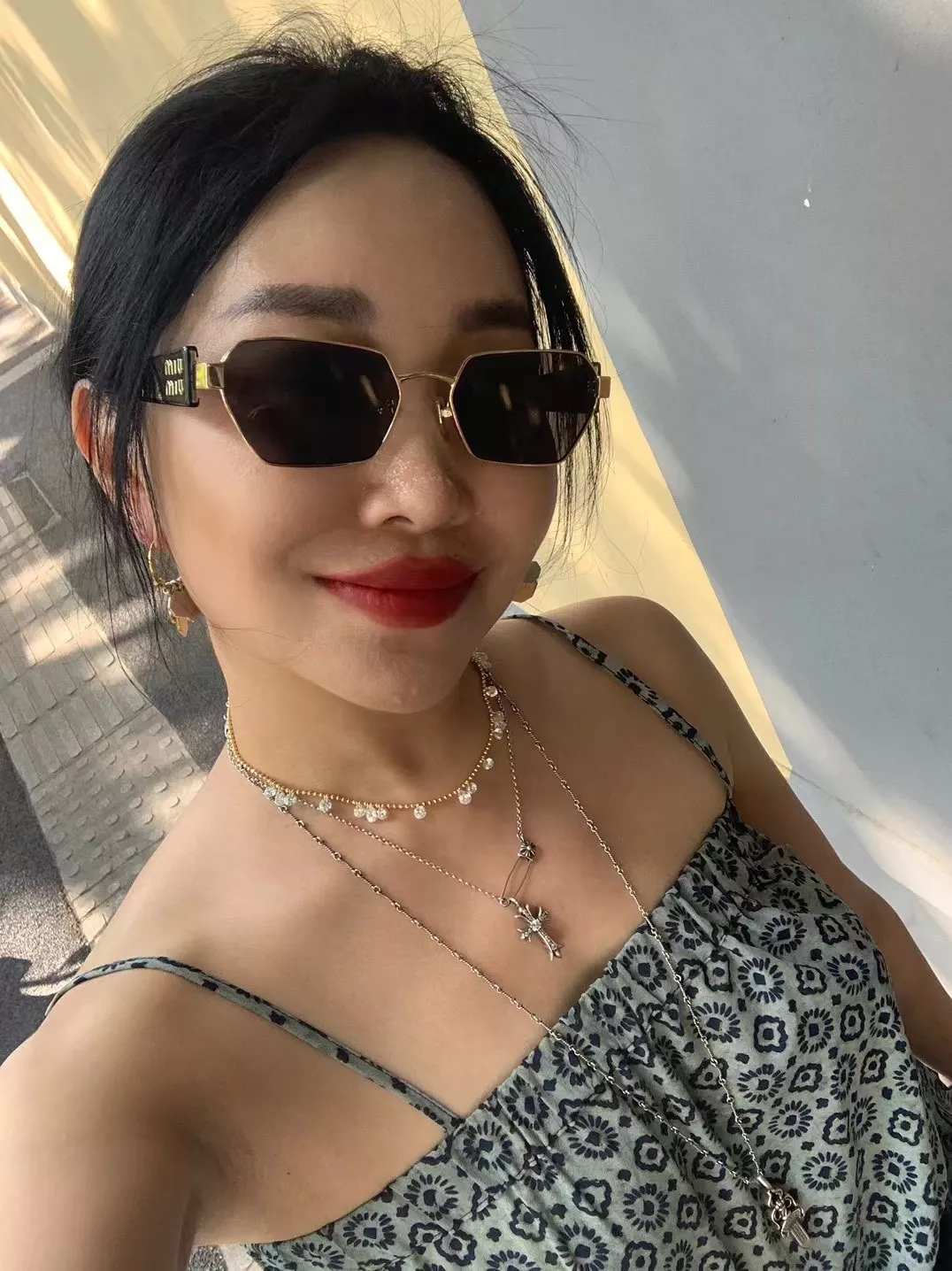 셀린느 기하학 메탈 드롭 이어링 상세 이미지 9