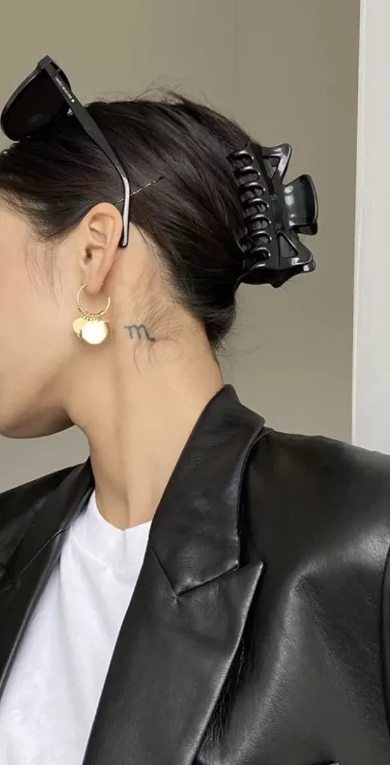 셀린느 기하학 메탈 드롭 이어링 상세 이미지 17