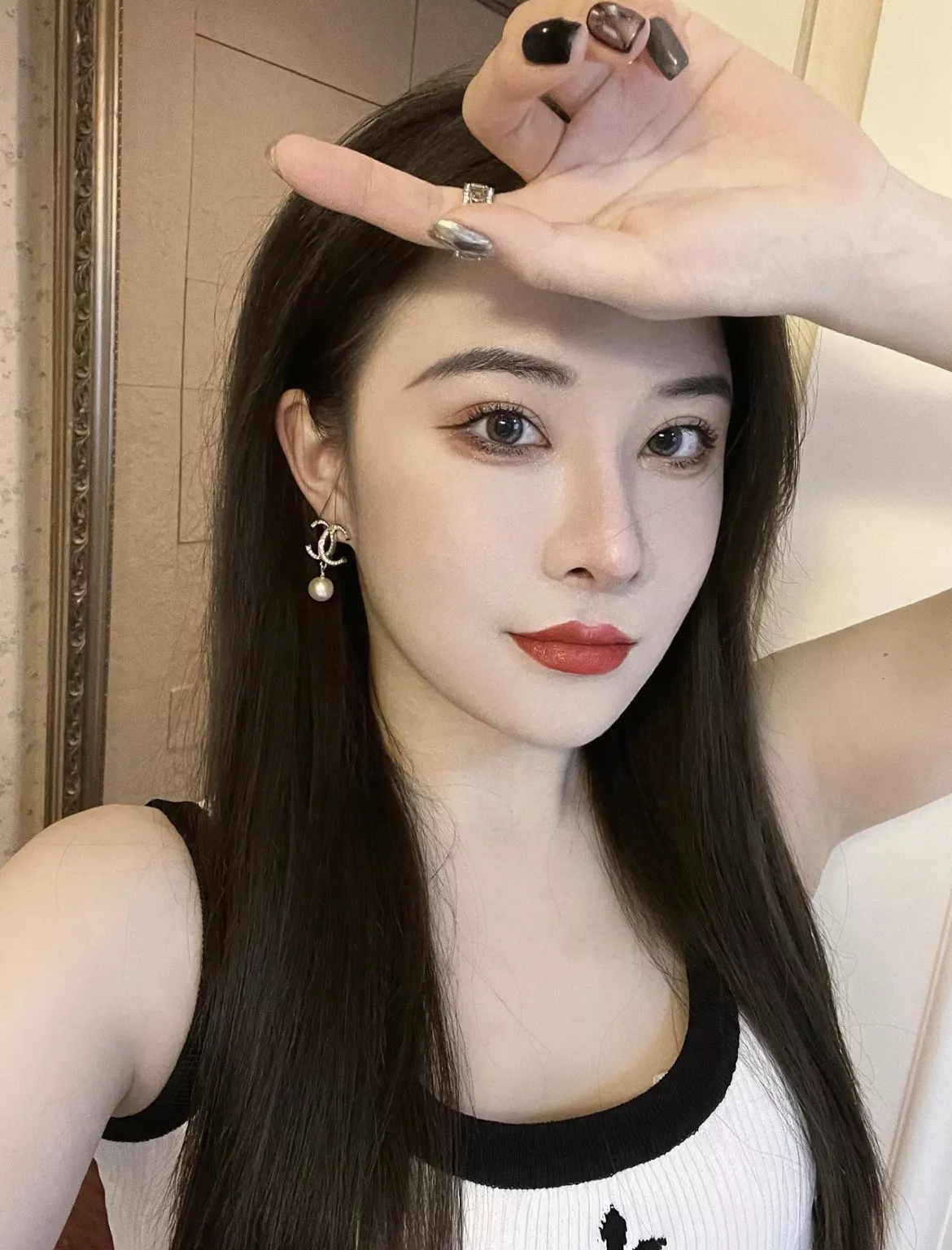 샤넬 더블 C 진주 드롭 이어링 상세 이미지 17