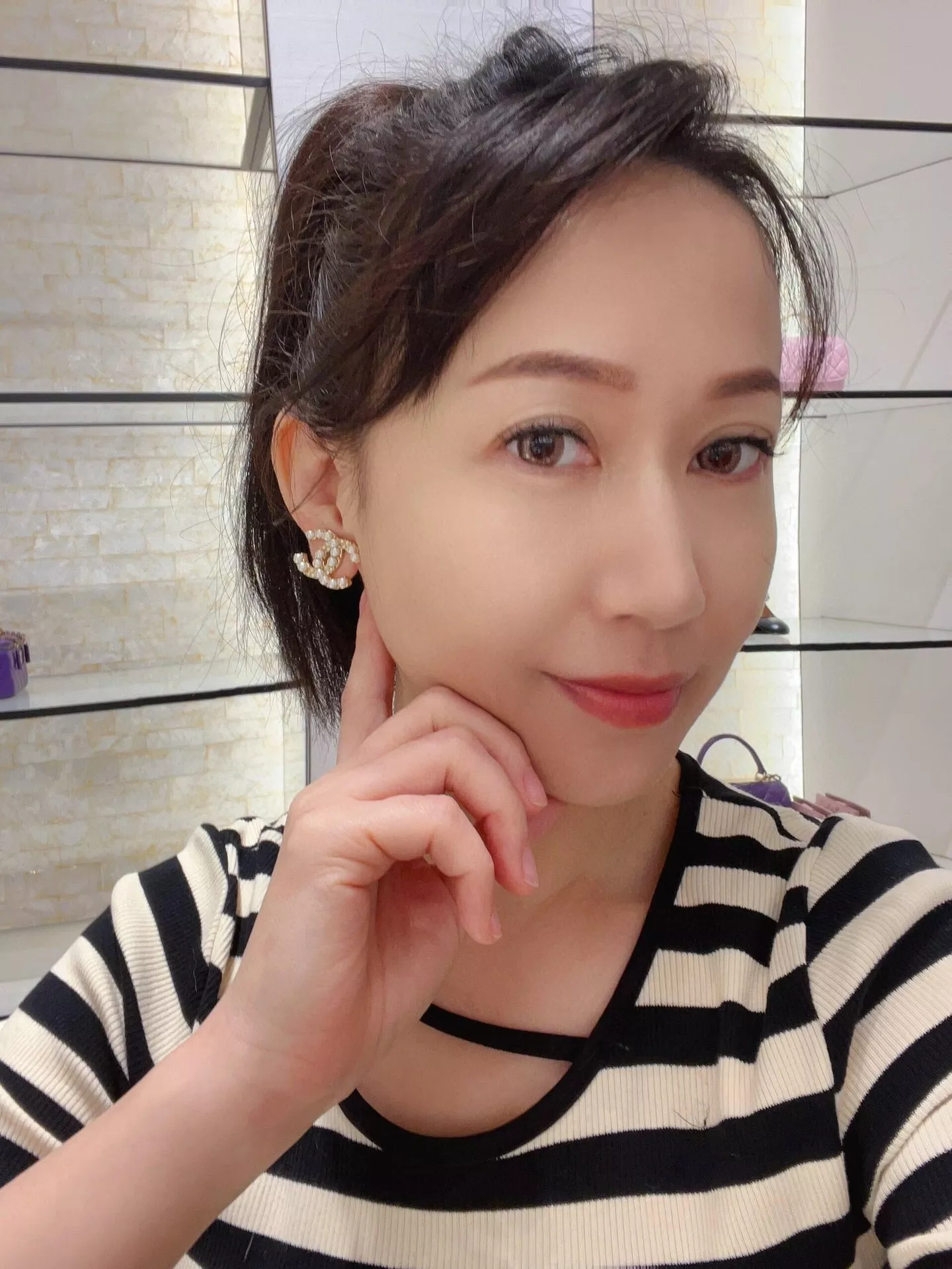 샤넬 진주와 큐빅 포인트 이어 스터드 상세 이미지 22