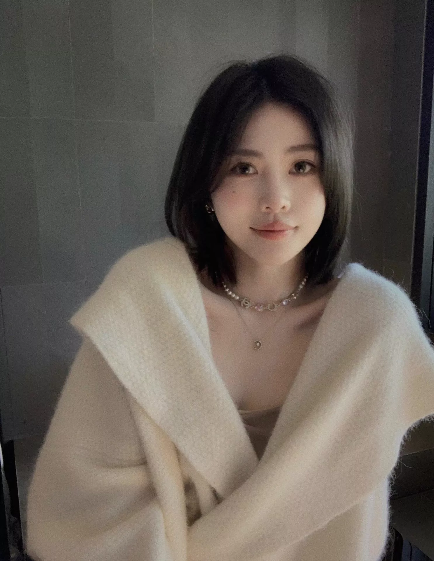 샤넬 진주 하트 참 장식 네크리스 상세 이미지 23