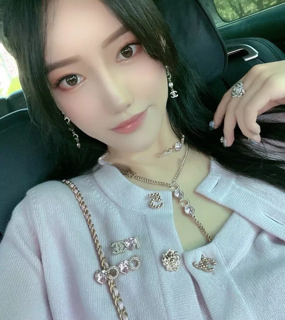 샤넬 진주 하트 참 장식 네크리스 상세 이미지 13
