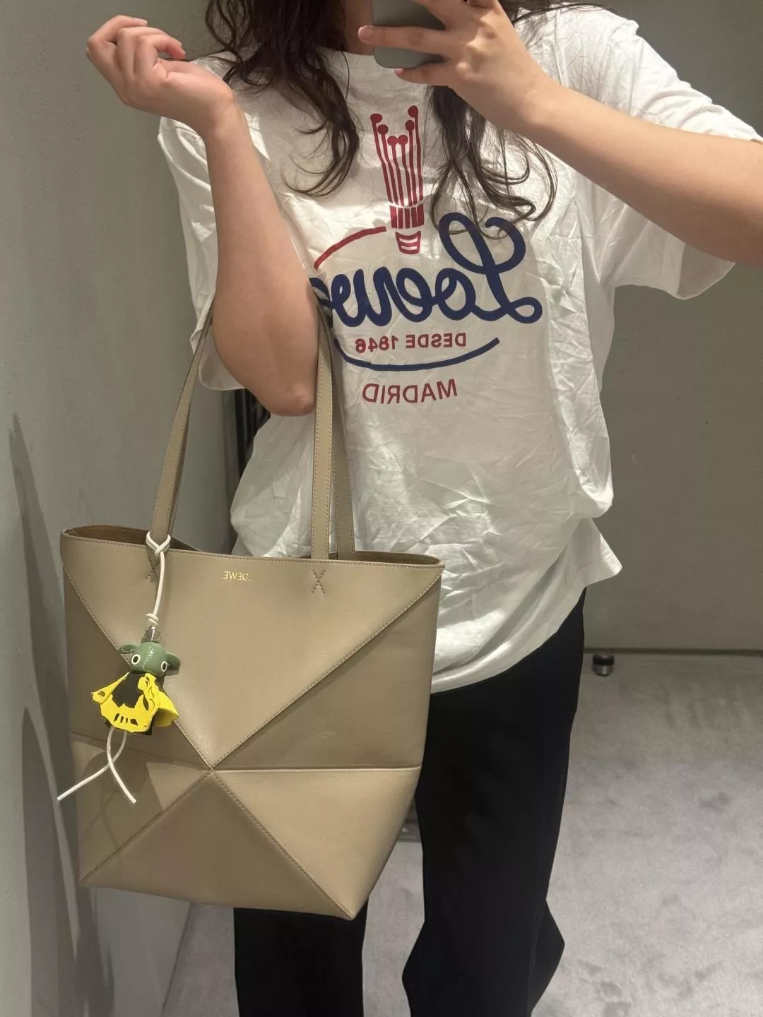 로에베 크라운 로고 루즈핏 반팔 탑 상세 이미지 28