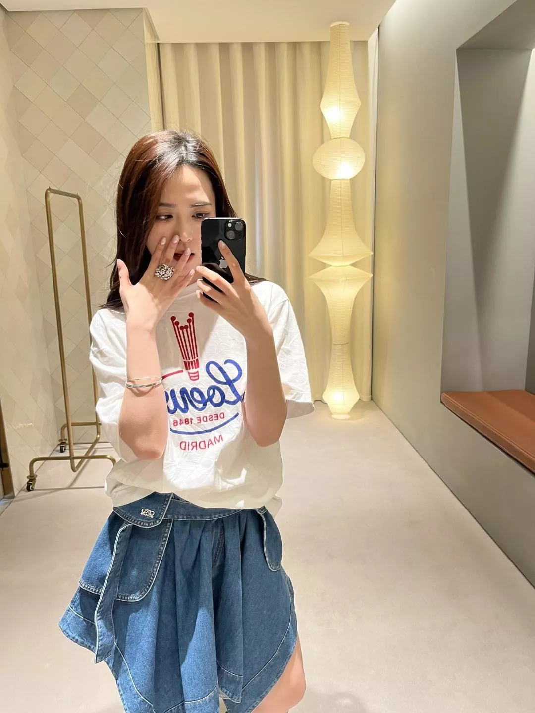 로에베 크라운 로고 루즈핏 반팔 탑 상세 이미지 29