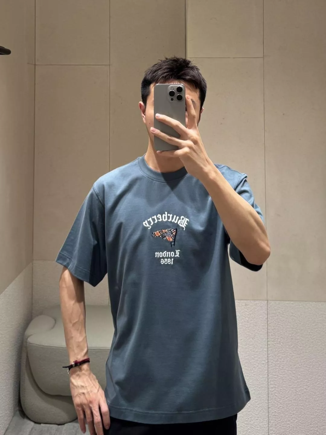 버버리 플래그 자수 라운드넥 코튼 반팔 탑 상세 이미지 12