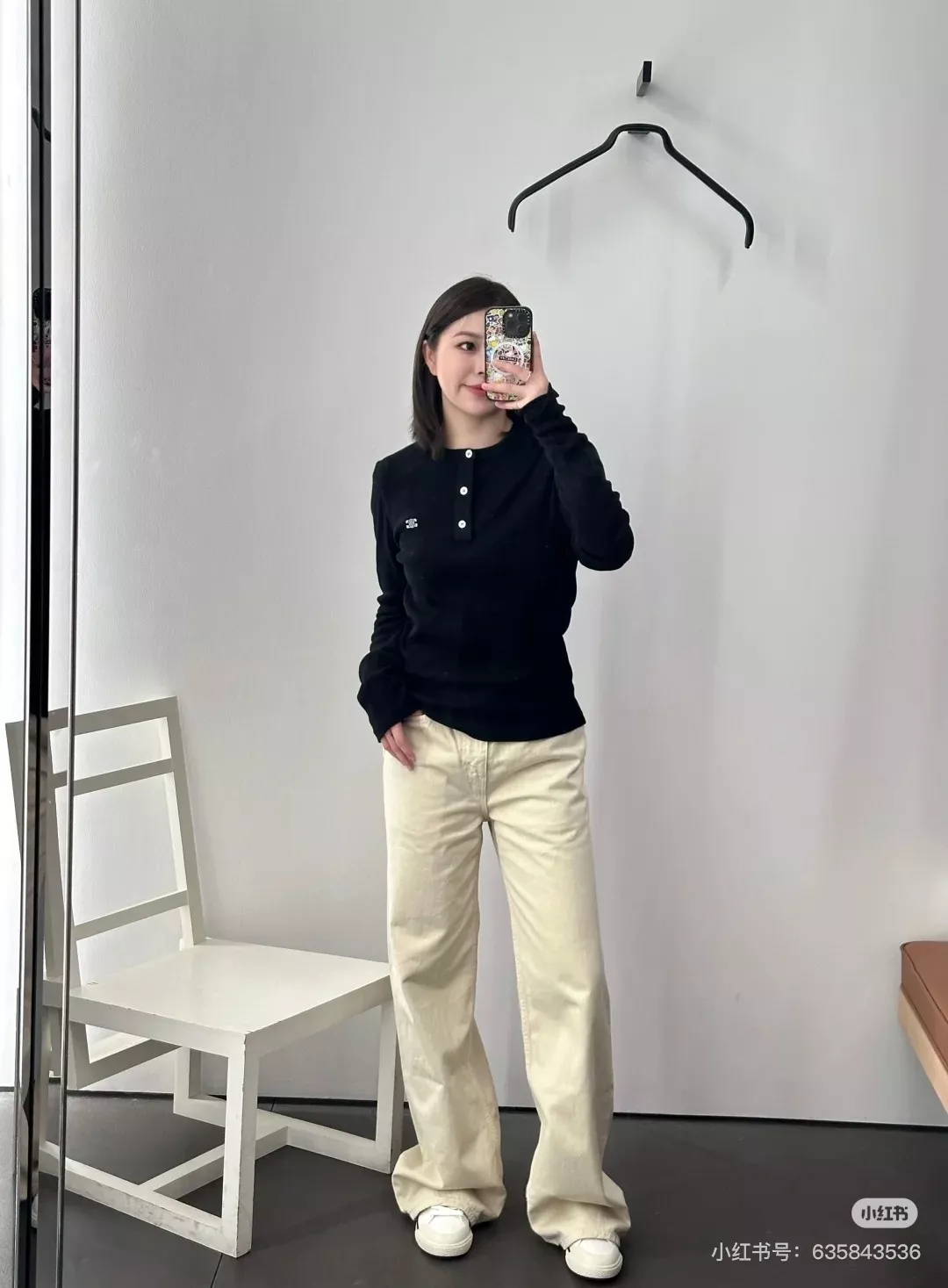 발렌티노 입체 자수 코튼 반팔 상의 상세 이미지 12