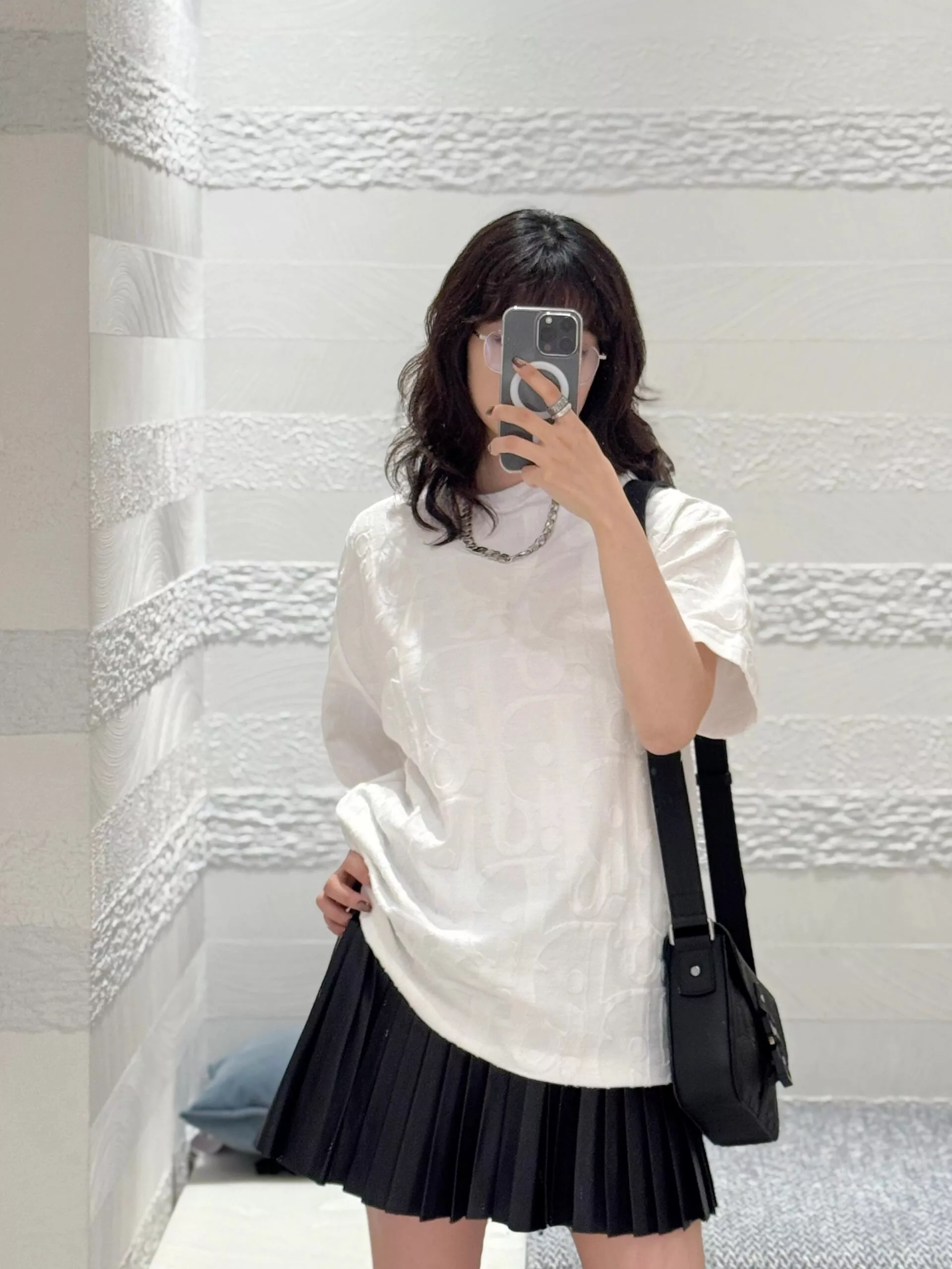 디올 오블리크 자카드 포인트 반팔 상의 상세 이미지 9