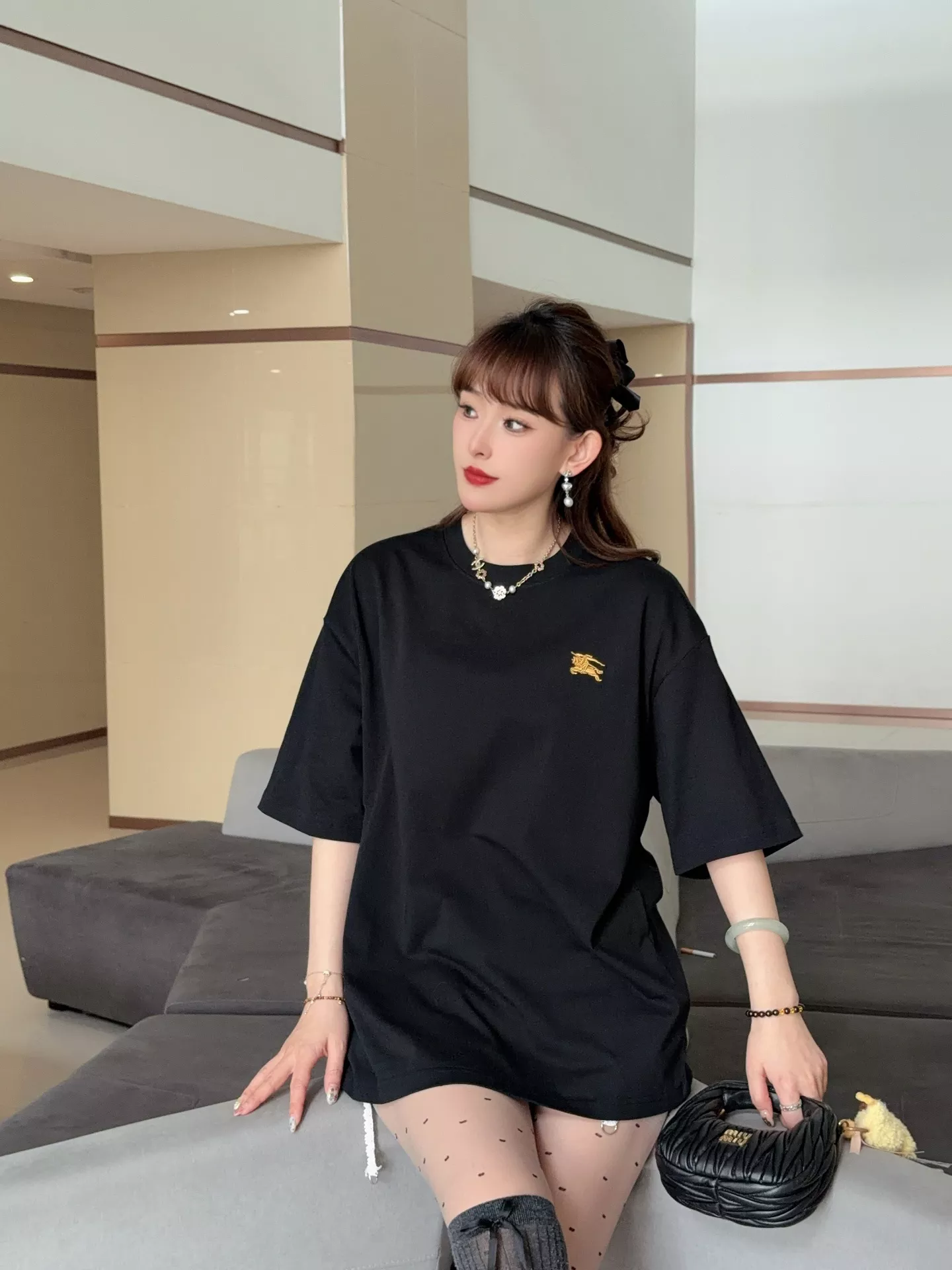 버버리 전마 자수 포인트 코튼 반팔 상의 상세 이미지 16