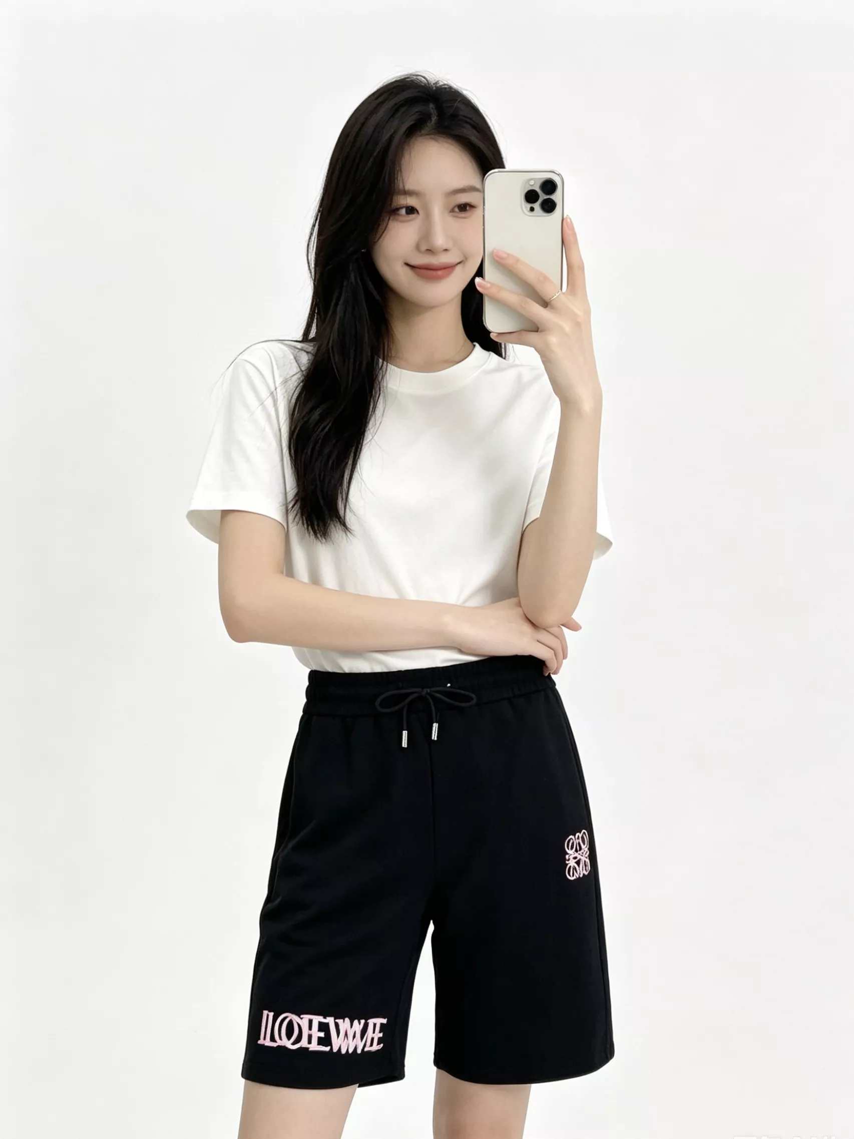 로에베 중첩 로고 자수 쇼츠 상세 이미지 16