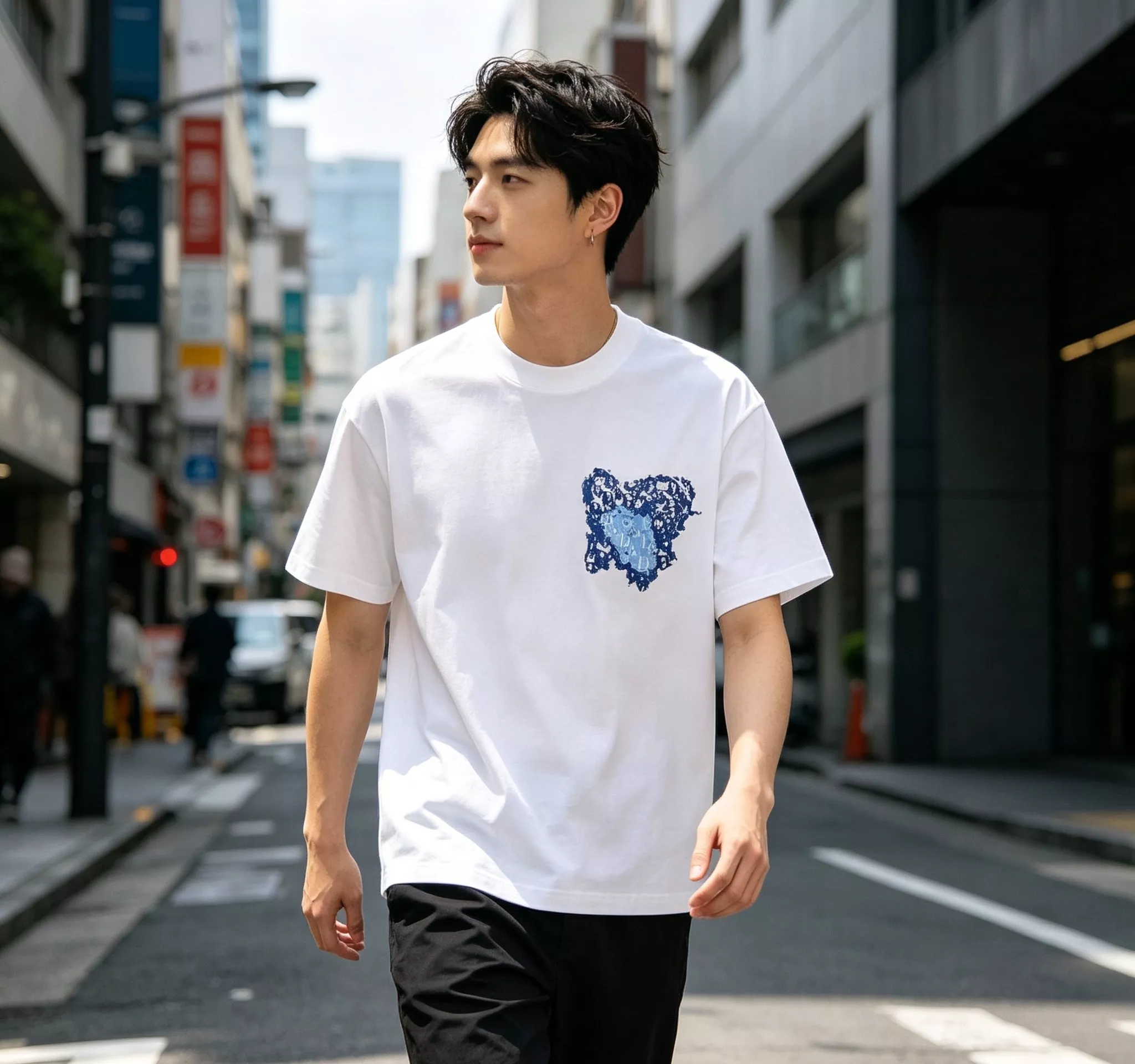디올 블루 그라데이션 하트 프린트 반팔 상의 상세 이미지 15