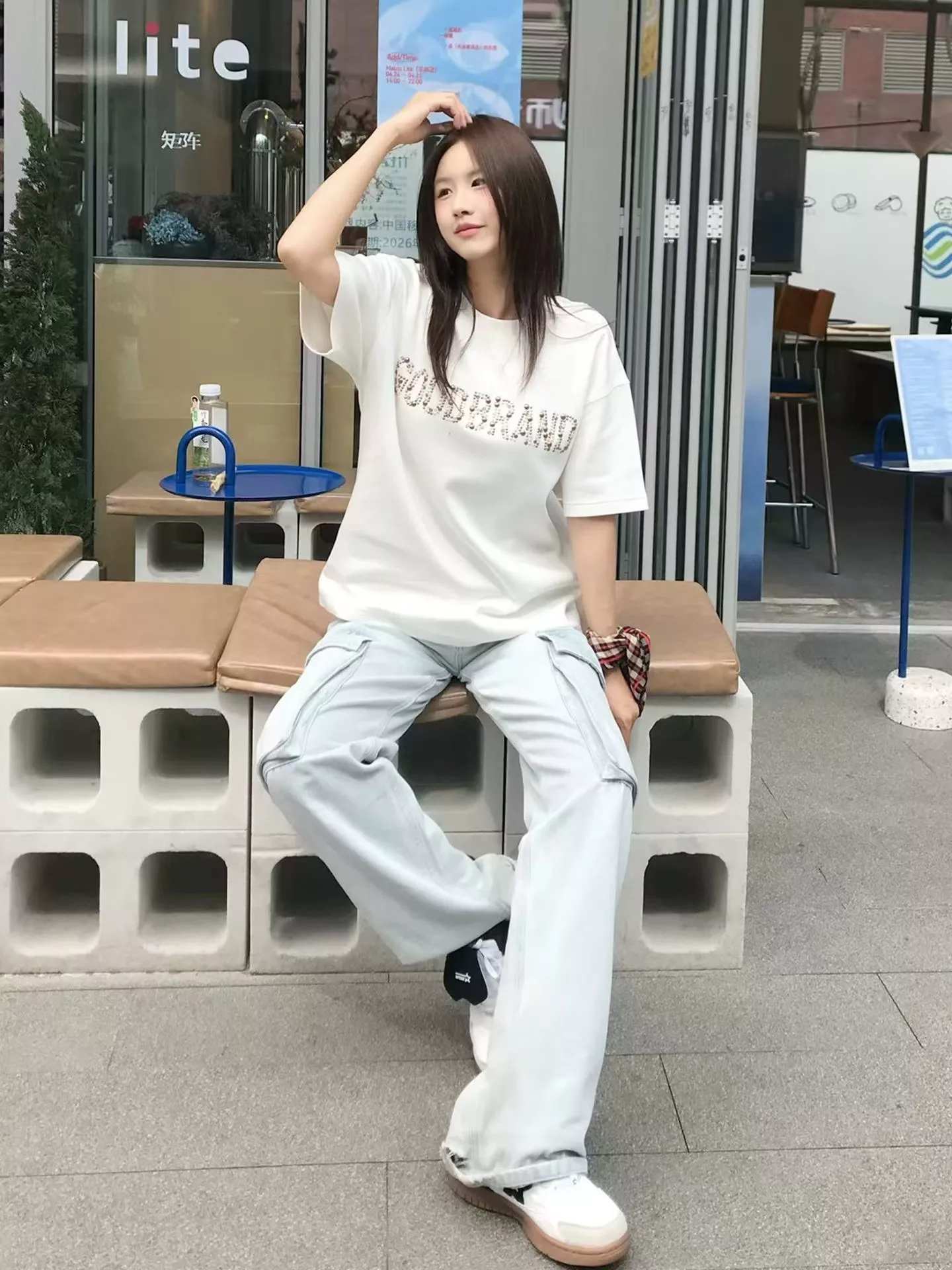 굿브랜드 로고 포인트 반팔 상의 상세 이미지 10