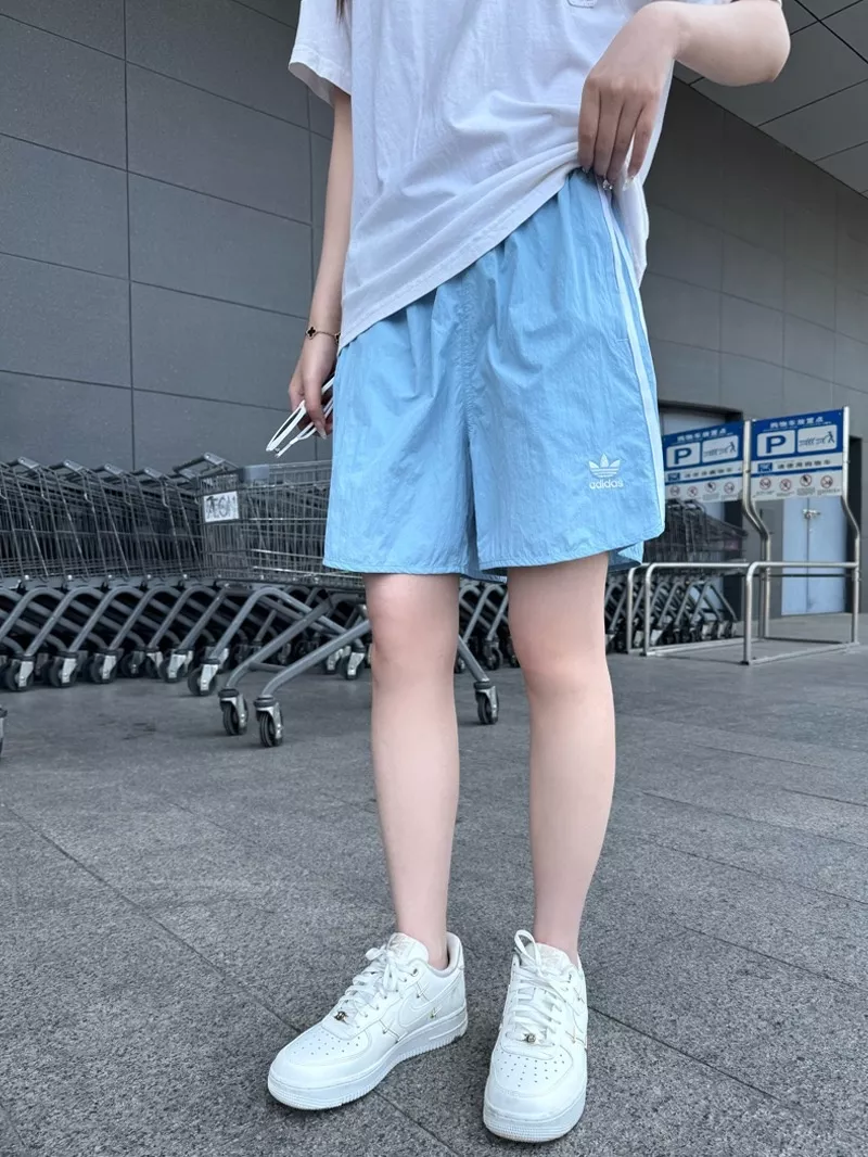 아디다스 오리지널스 아디컬러 클래식 스트라이프 쇼츠 상세 이미지 13