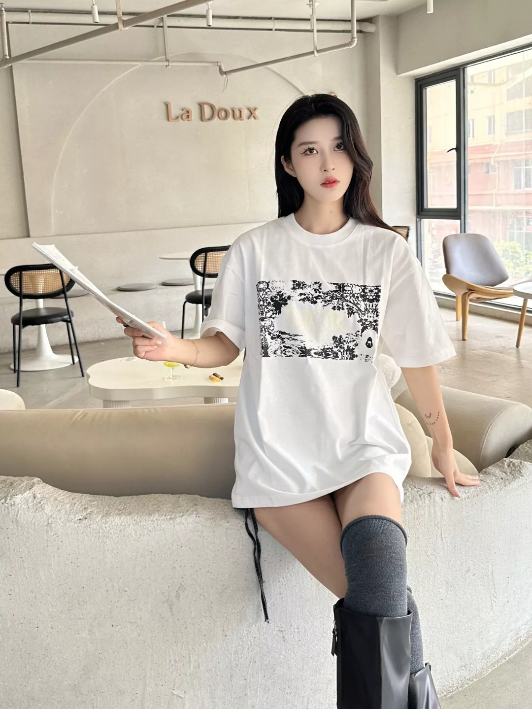 디올 스타 프린트 반팔 상의 상세 이미지 12