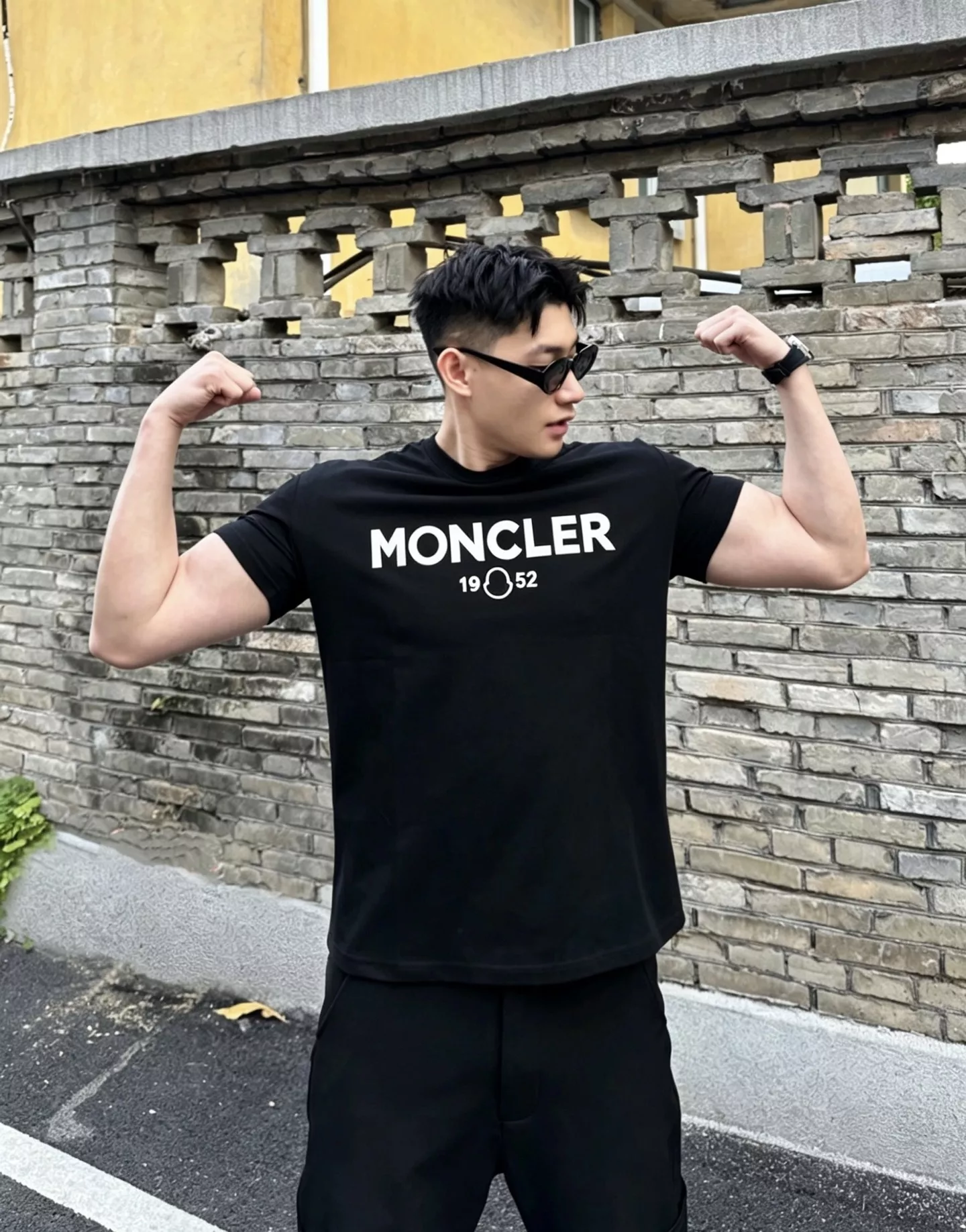 몽클레어 1952 시리즈 로고 프린트 반팔 상의 상세 이미지 11
