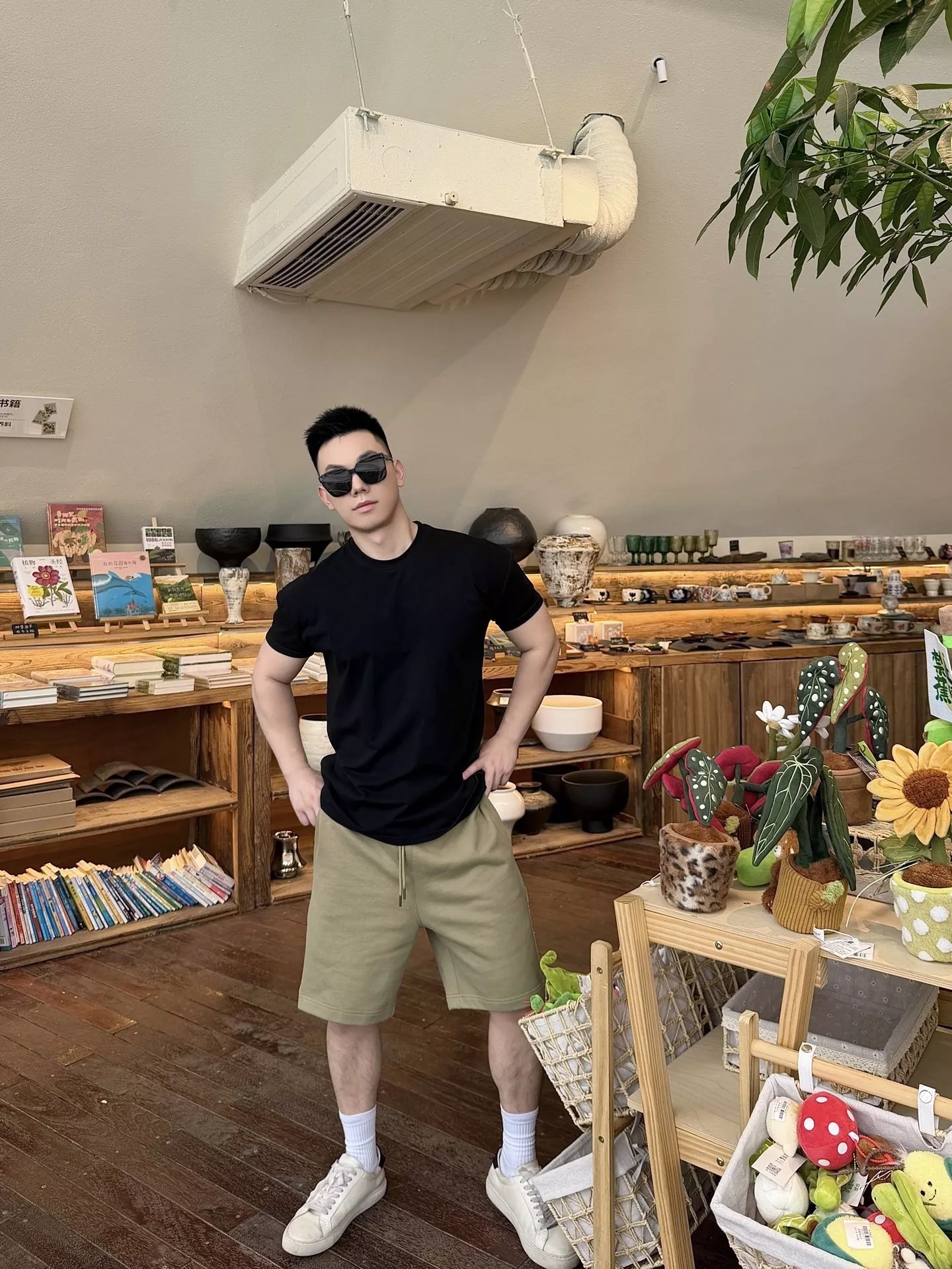 버버리 측면 체크 밴드 쇼츠 상세 이미지 15