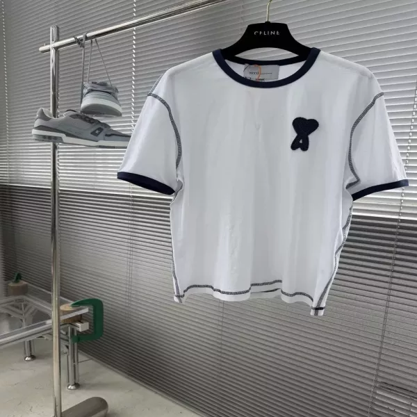 아미 하트 포인트 크로셰 반소매 탑