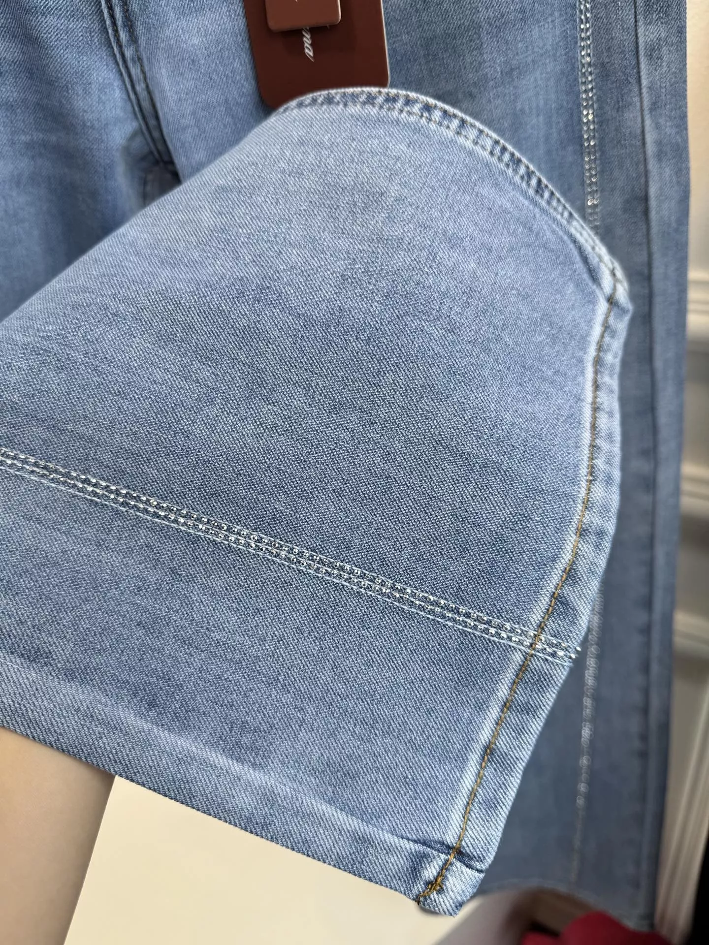 로로피아나 측면 핫픽스 장식 와이드 데님 팬츠 상세 이미지 5