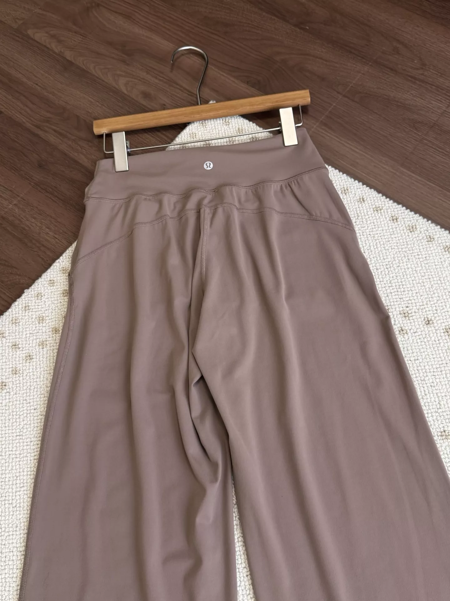 룰루레몬 여성 하이웨이스트 와이드 팬츠 상세 이미지 27
