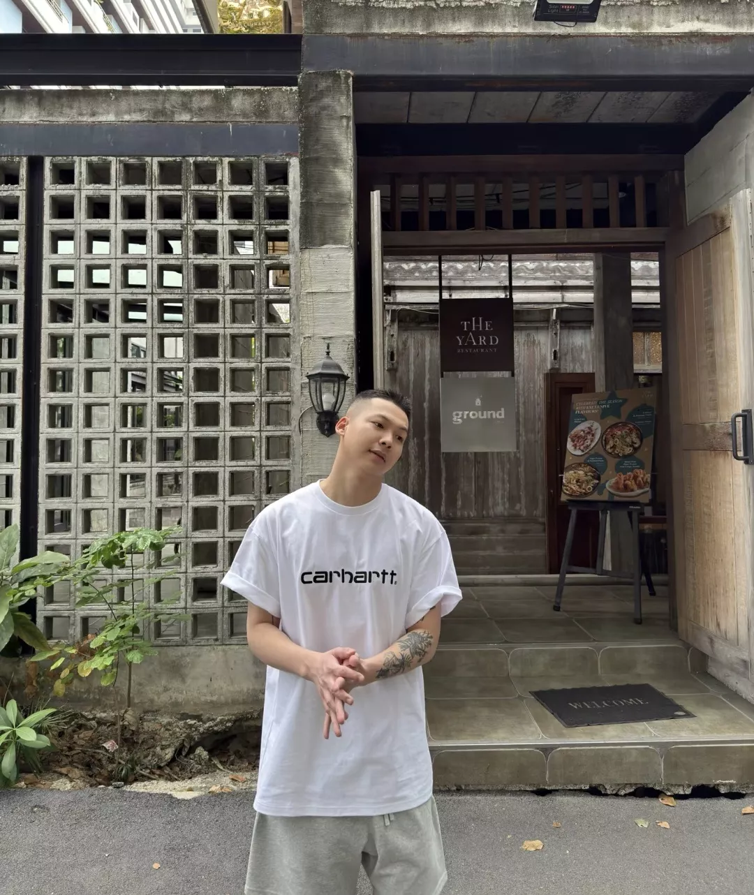 칼하트 로고 자수 포인트 코튼 반팔 상의 상세 이미지 28