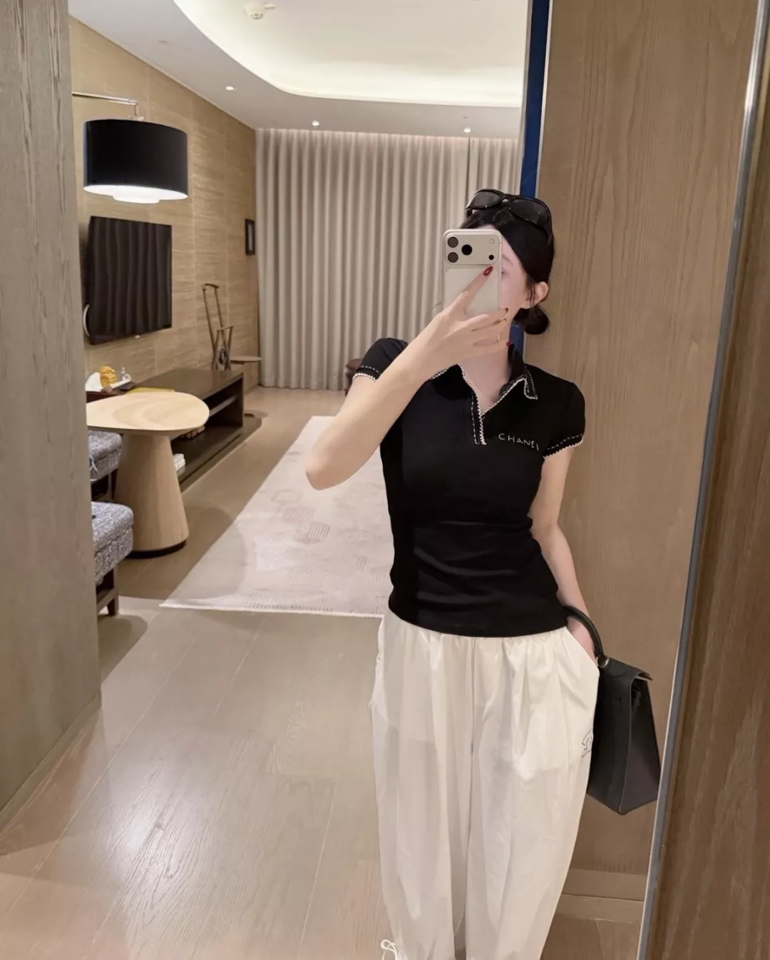샤넬 빈티지 자수 폴로 탑 상세 이미지 25