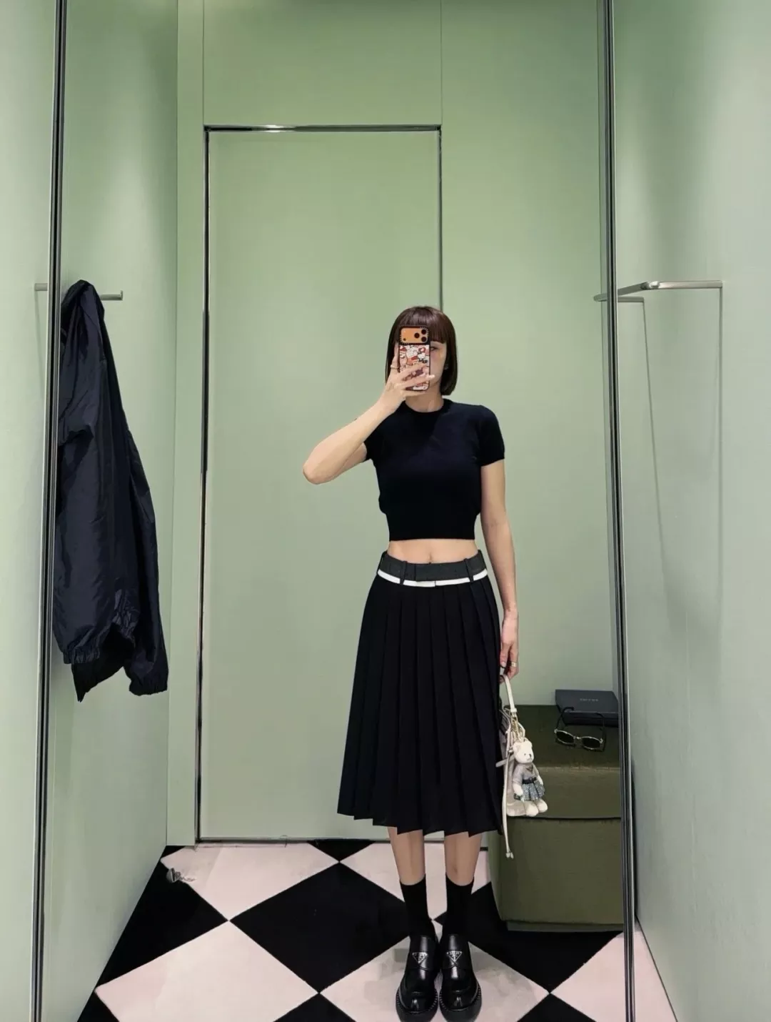 프라다 플리츠 A라인 스커트 상세 이미지 16