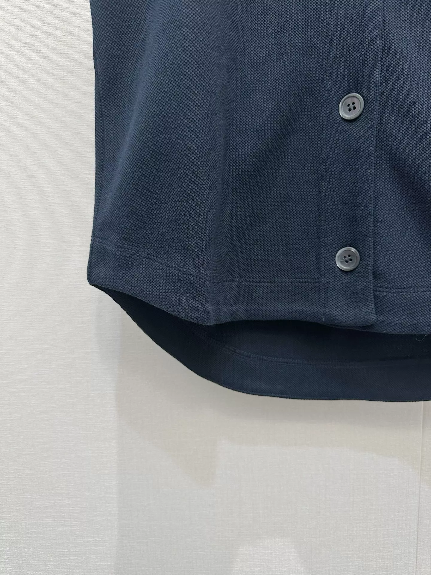 톰브라운 무소매 폴로 스타일 상의 상세 이미지 4