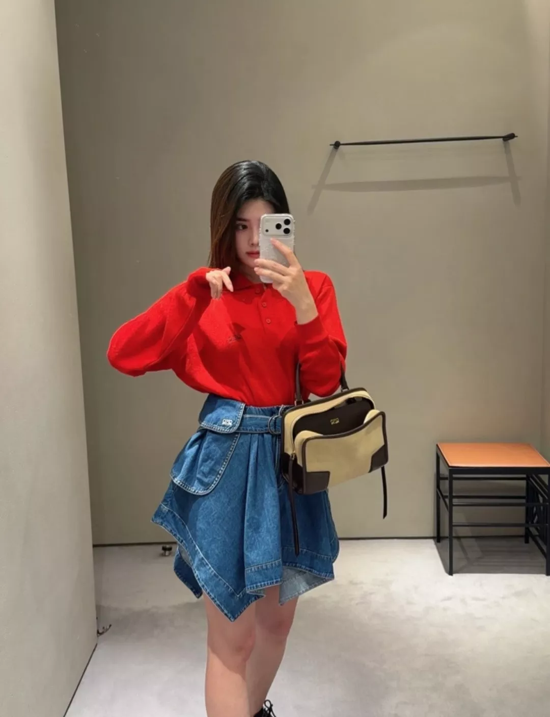 로에베 허리 플랩 포인트 언밸런스 데님 치마 상세 이미지 17