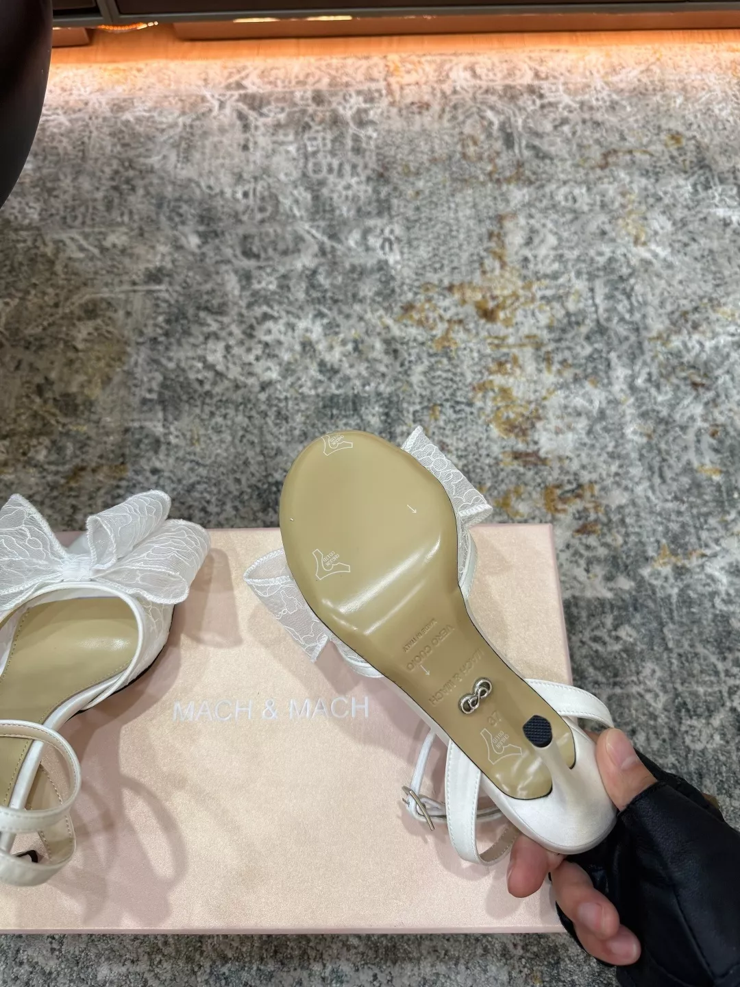 마흐앤마흐 레이스 장식 스트랩 힐 상세 이미지 6