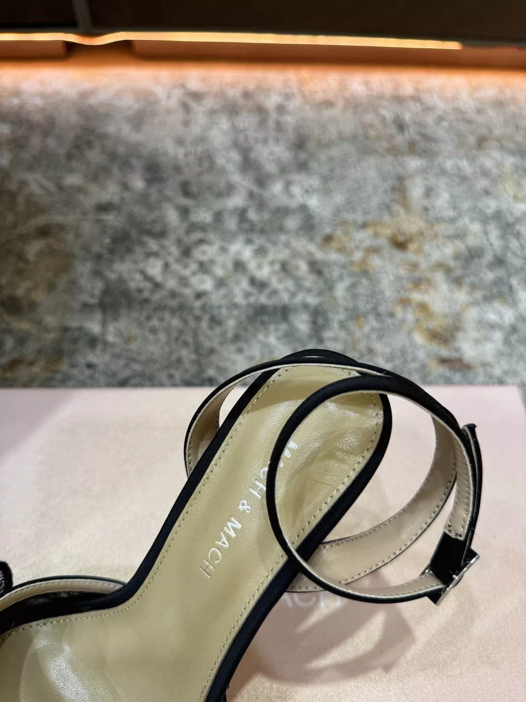 마흐앤마흐 레이스 리본 장식 하이힐 샌들 상세 이미지 8