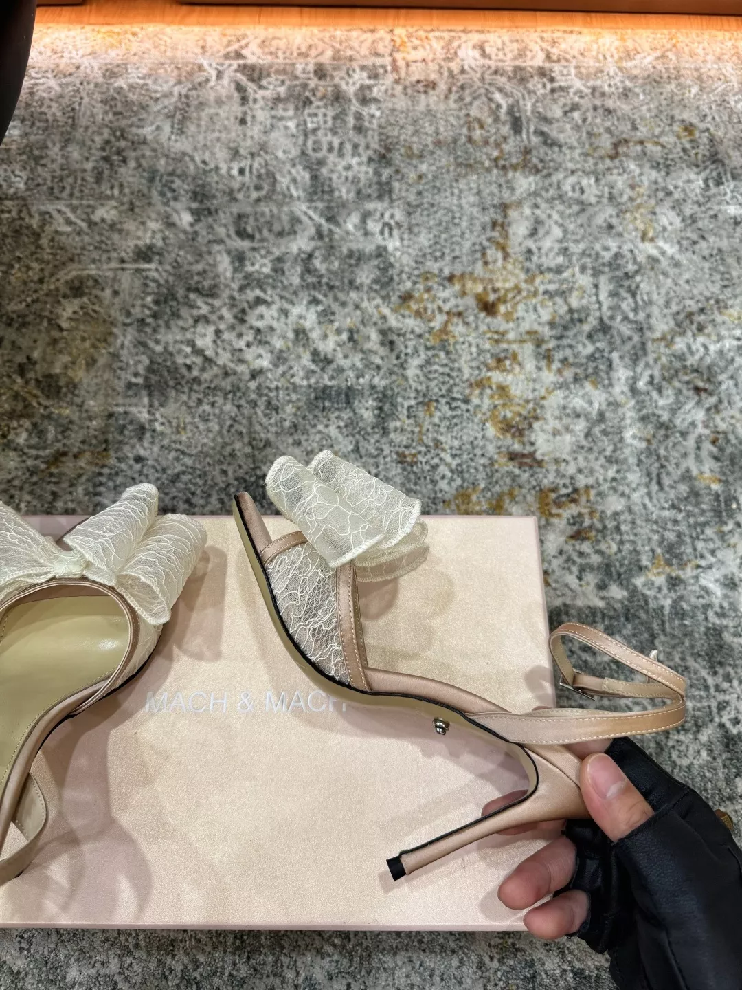 마흐앤마흐 레이스 리본 장식 스트랩 샌들 상세 이미지 5