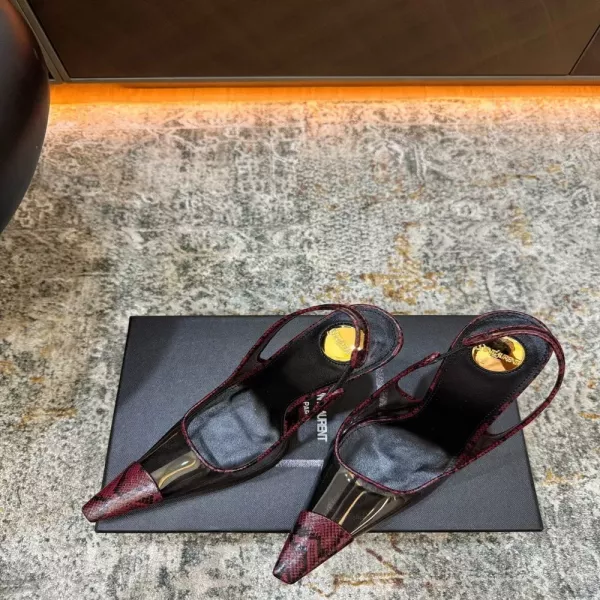 입생로랑 우아한 포인트 힐 슬링백