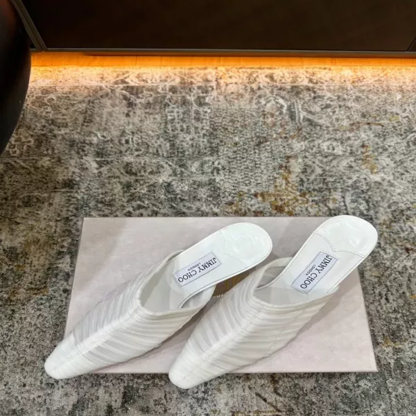 지미추 레이스 소재 포인티드 뮬 힐