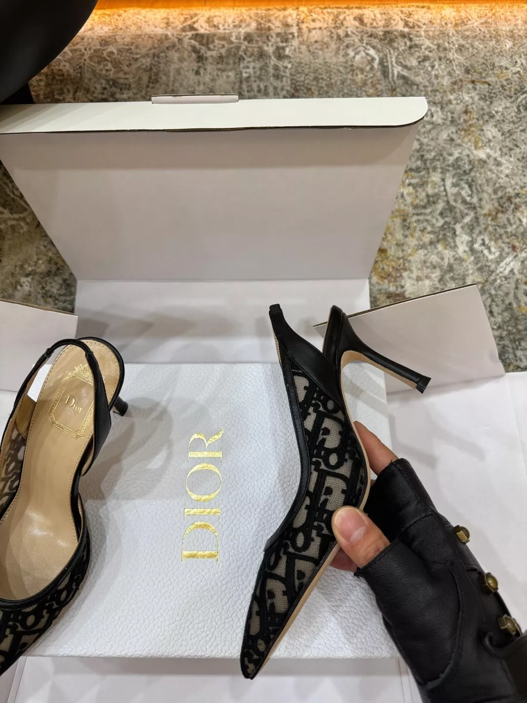 디올 자수 포인트 슬링백 힐 상세 이미지 4