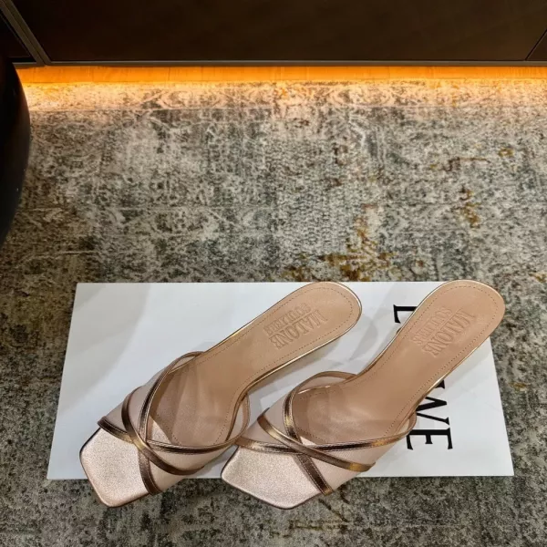 말론술리에 레이스 디테일 오픈토 샌들