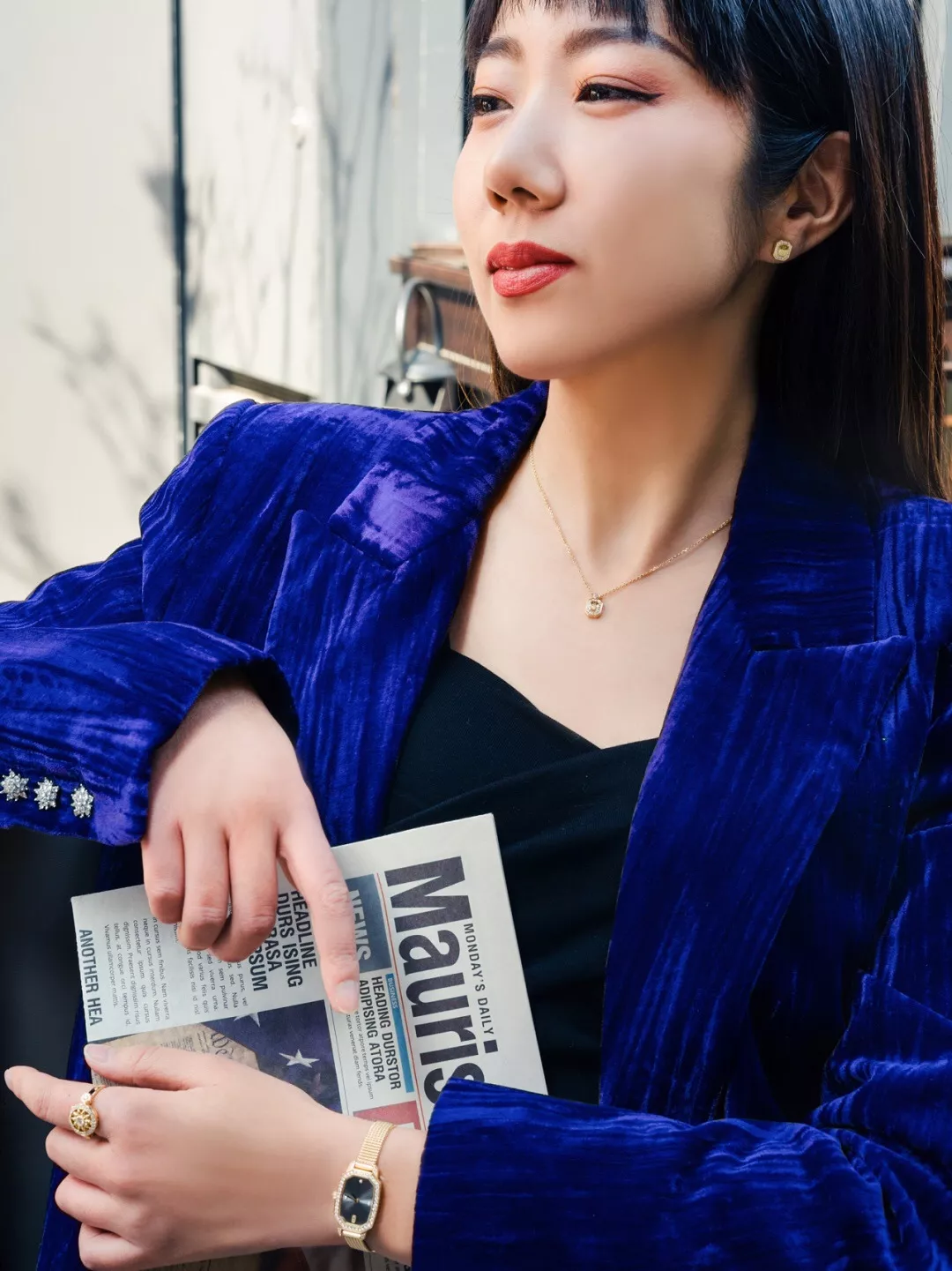 해리윈스턴 로고 장식 향수병 모티브 이어 스터드 상세 이미지 14
