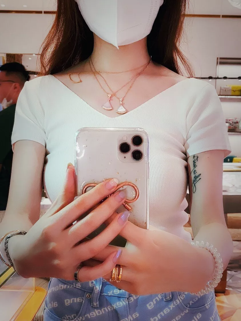 불가리 칠석 한정 핑크 세라믹 팬던트 네크리스 상세 이미지 14