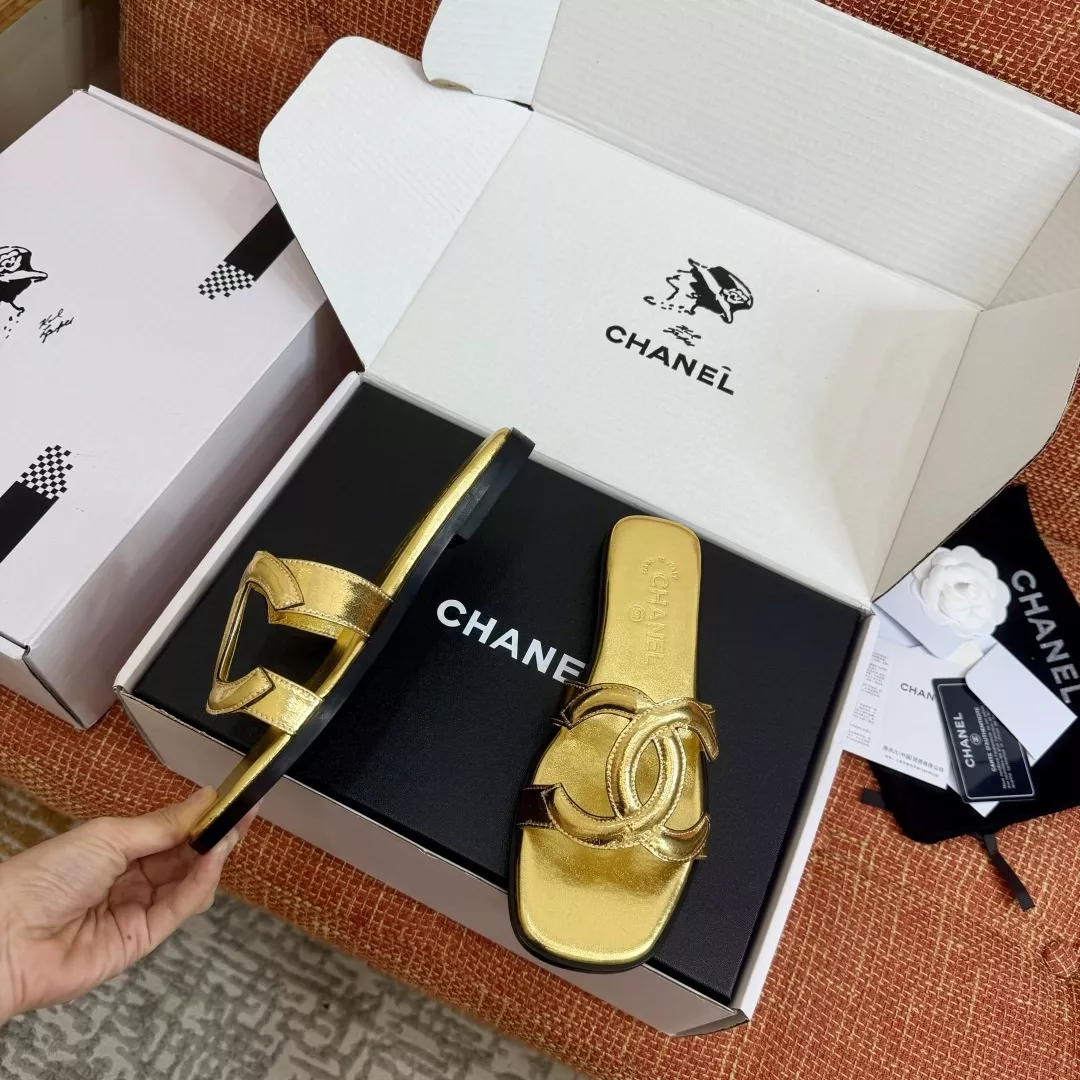샤넬 더블 씨 장식 플랫 뮬 슬리퍼 상세 이미지 4